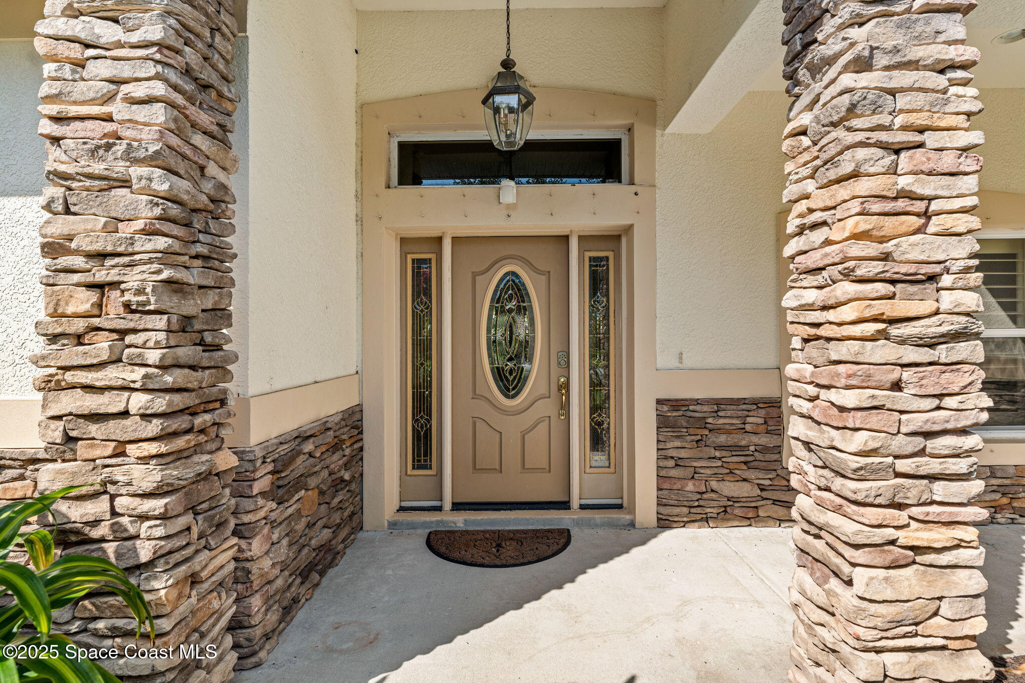 2942 Heritage Circle