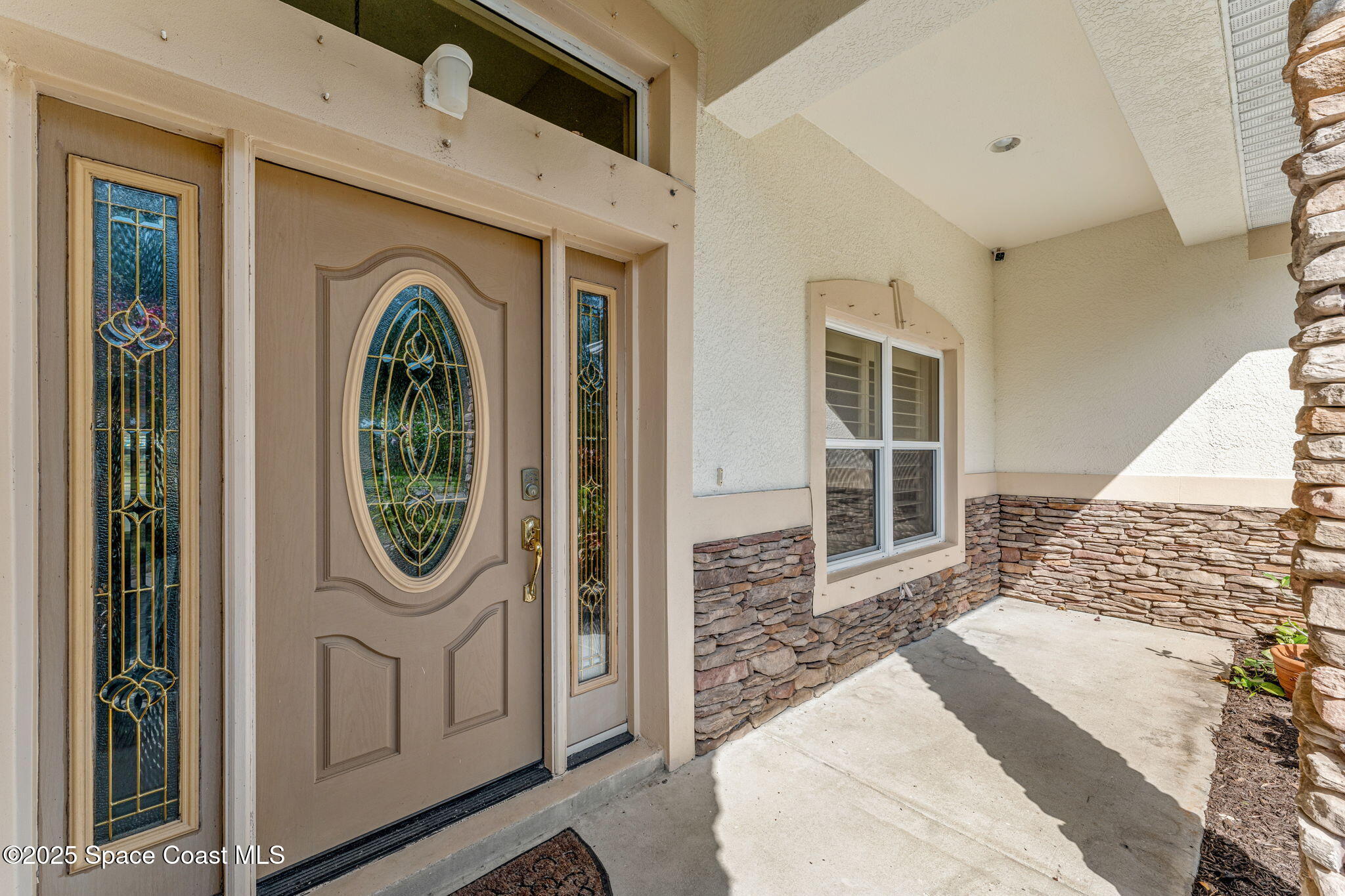 2942 Heritage Circle