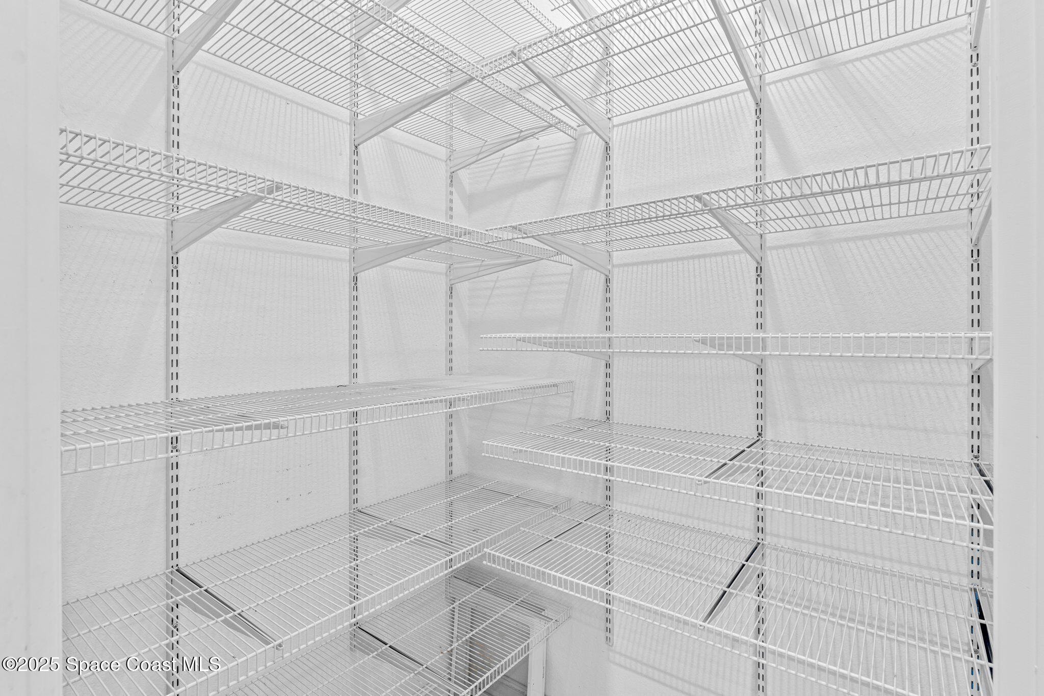 2942 Heritage Circle