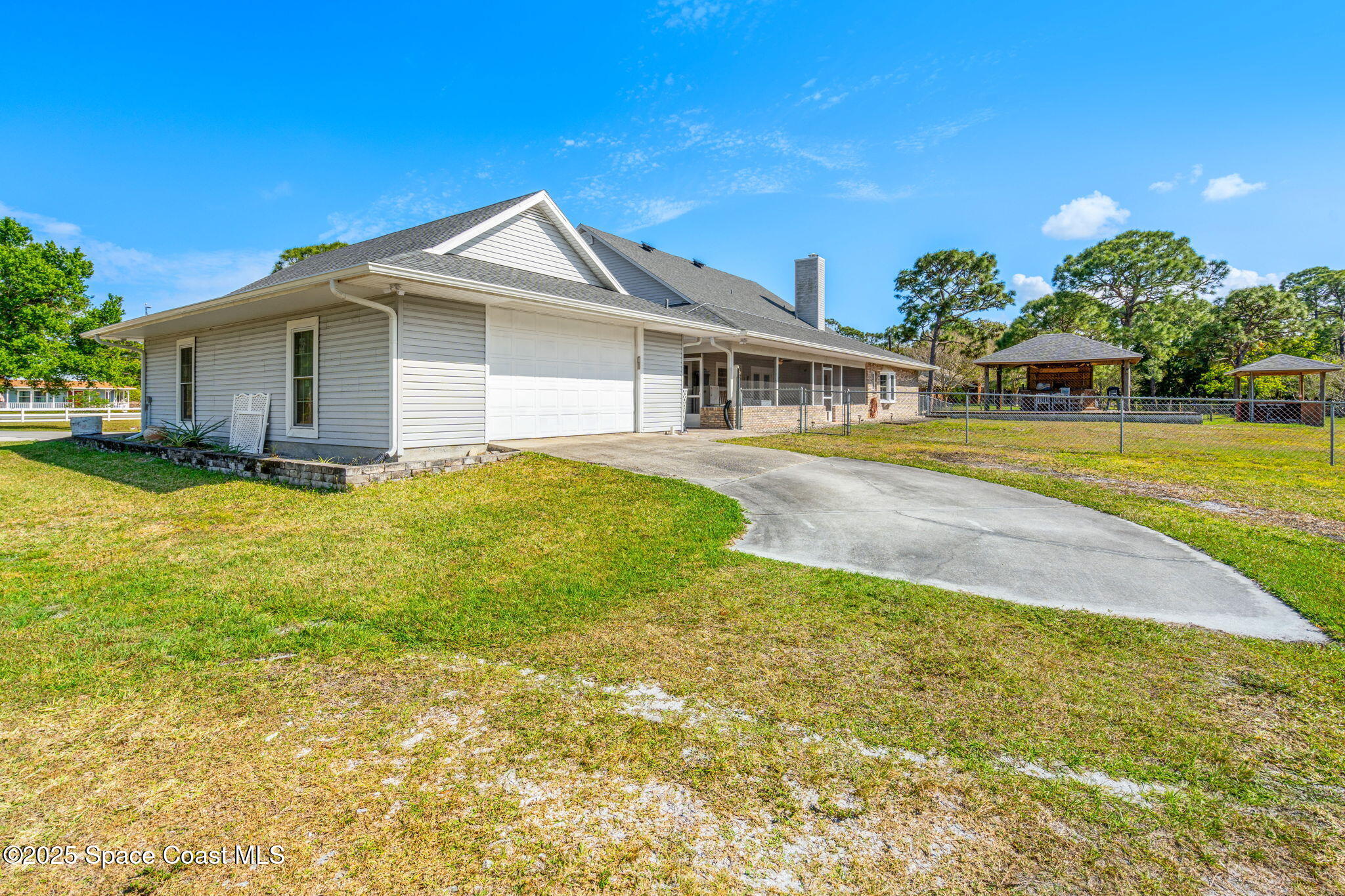 1780 Eva Lane
