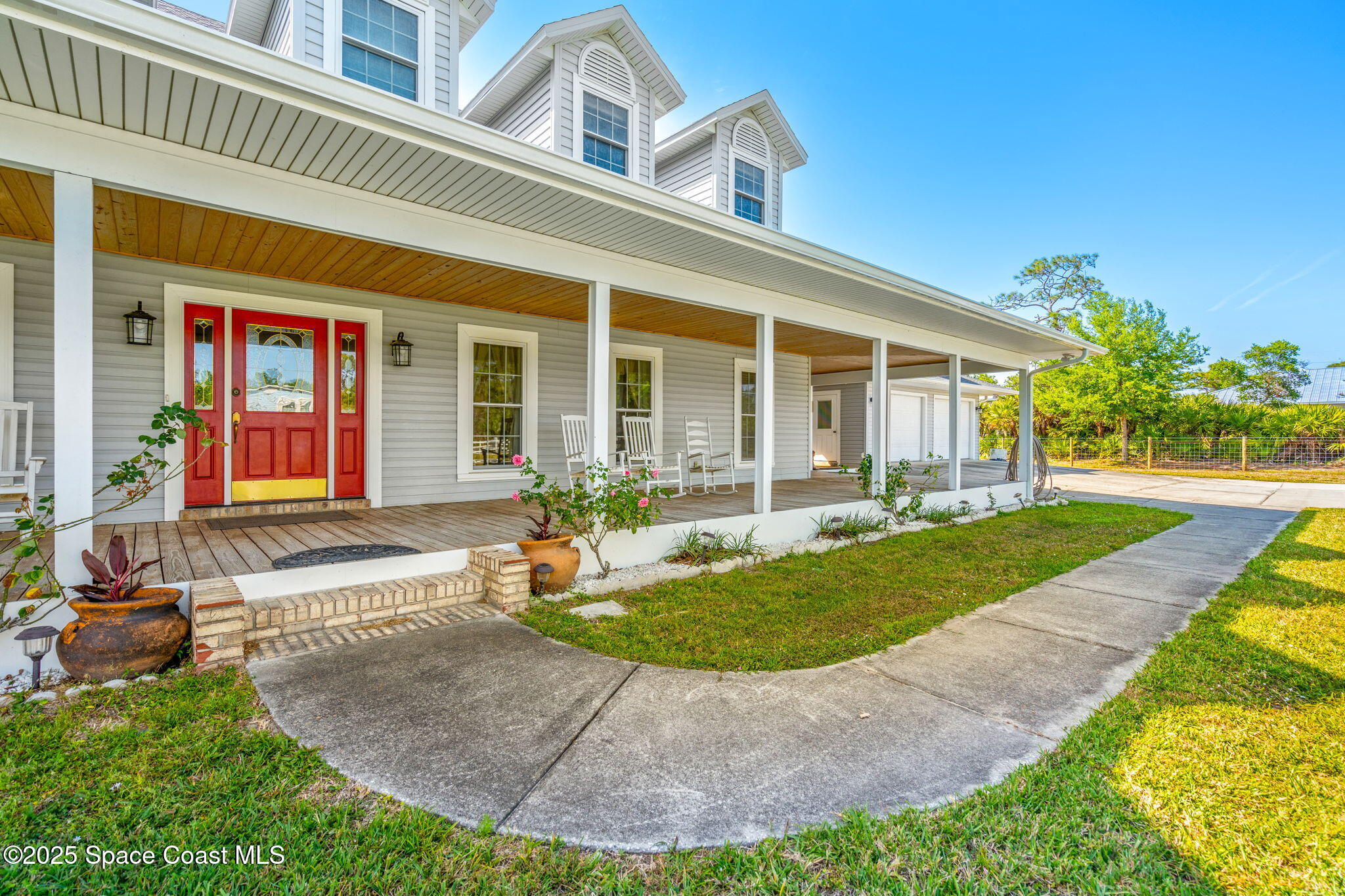 1780 Eva Lane