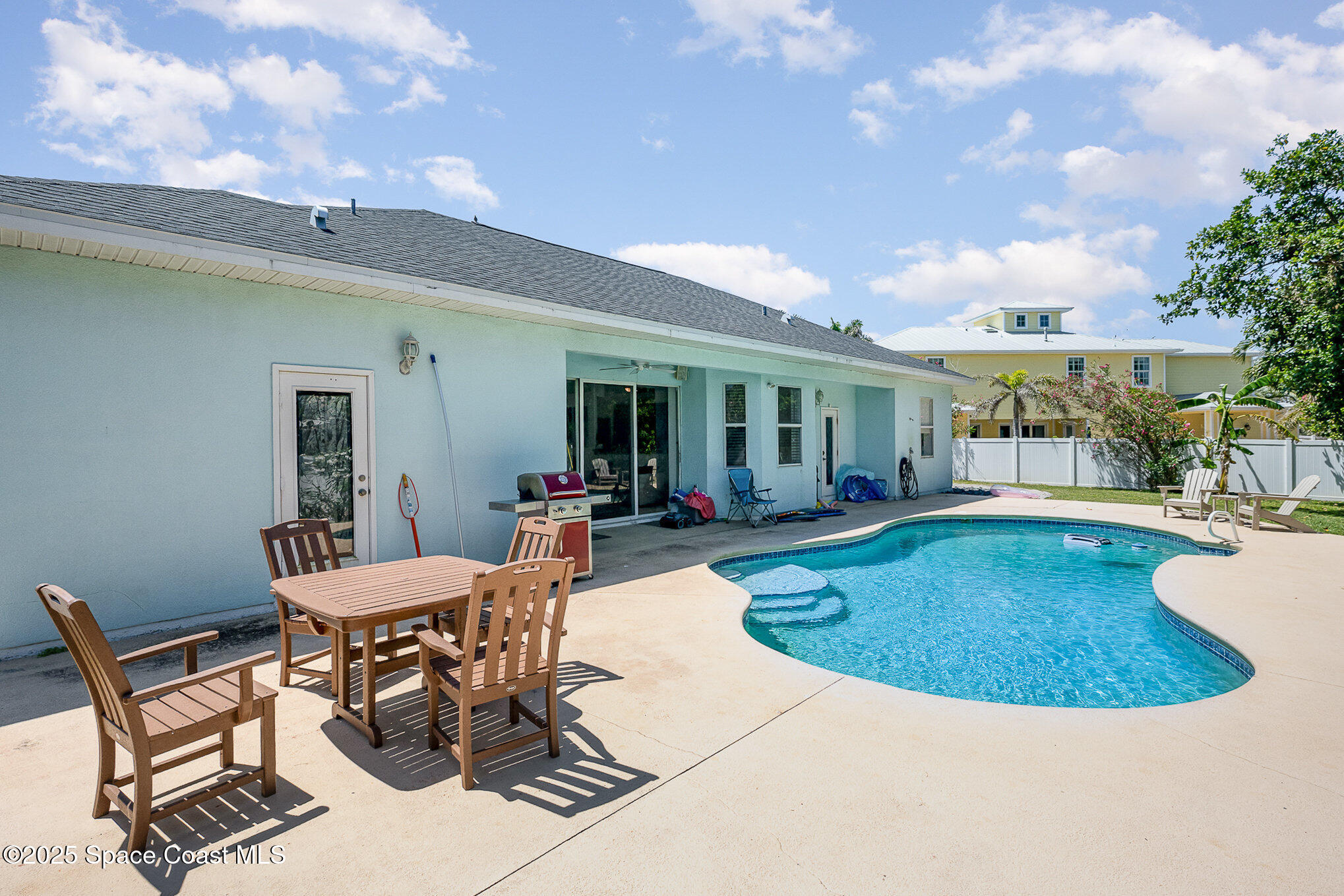 48 Harbor Circle