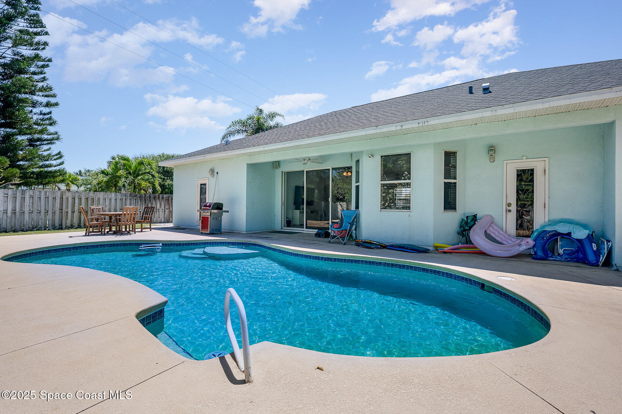 48 Harbor Circle