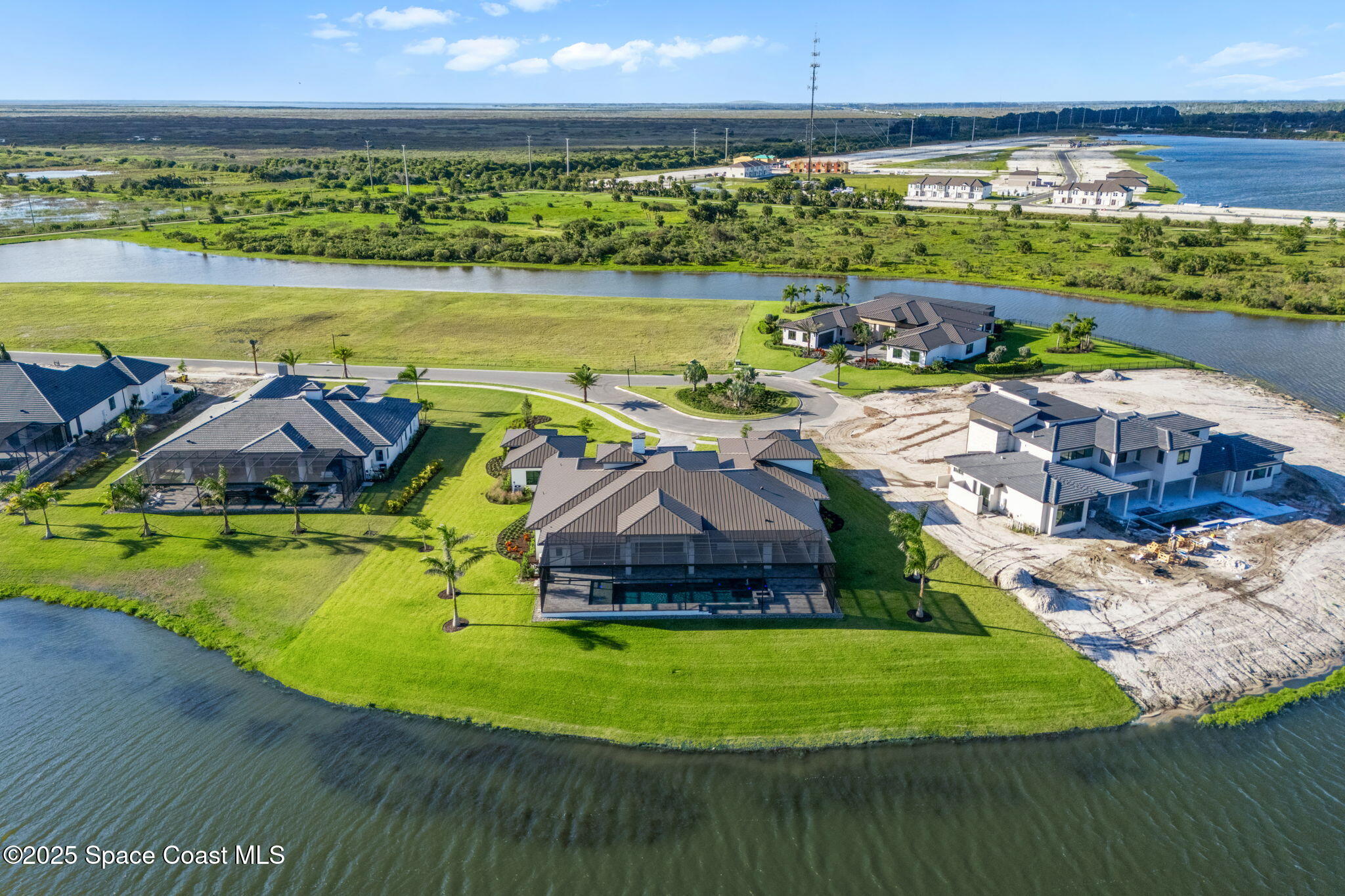3717 Upper Floridian Way
