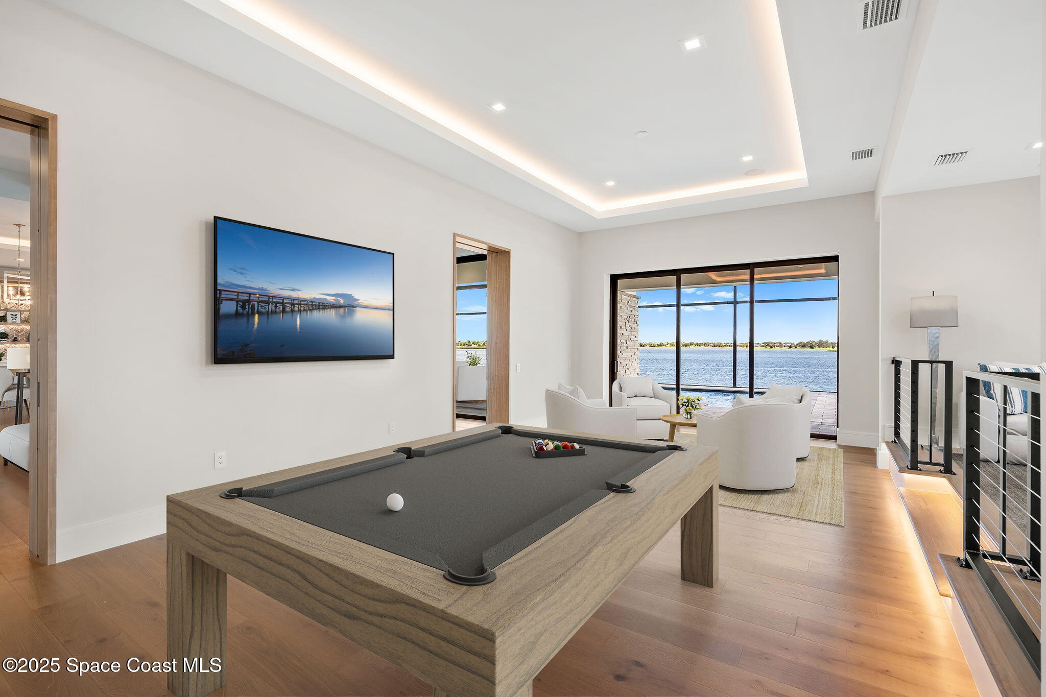 3717 Upper Floridian Way