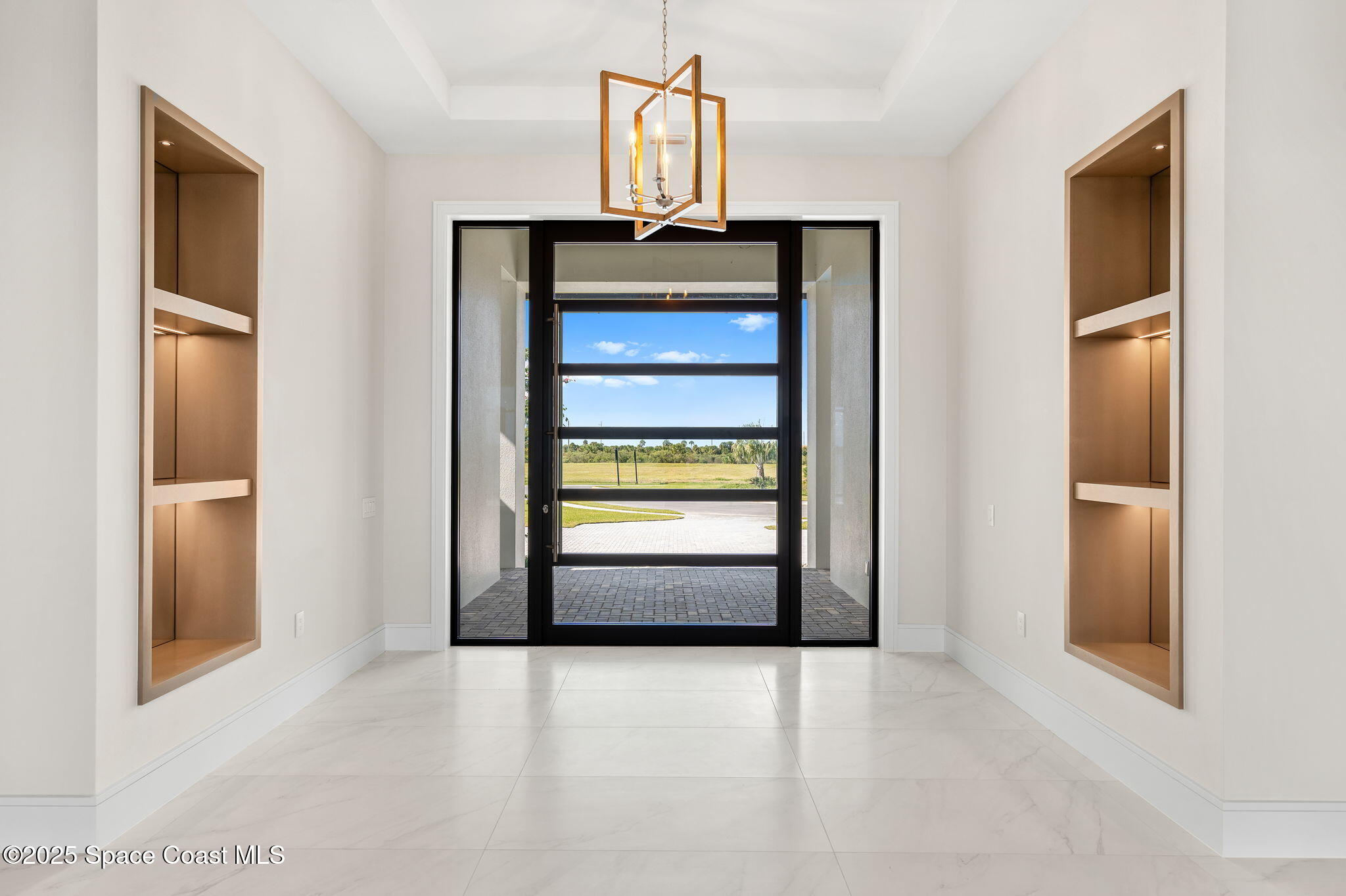 3717 Upper Floridian Way