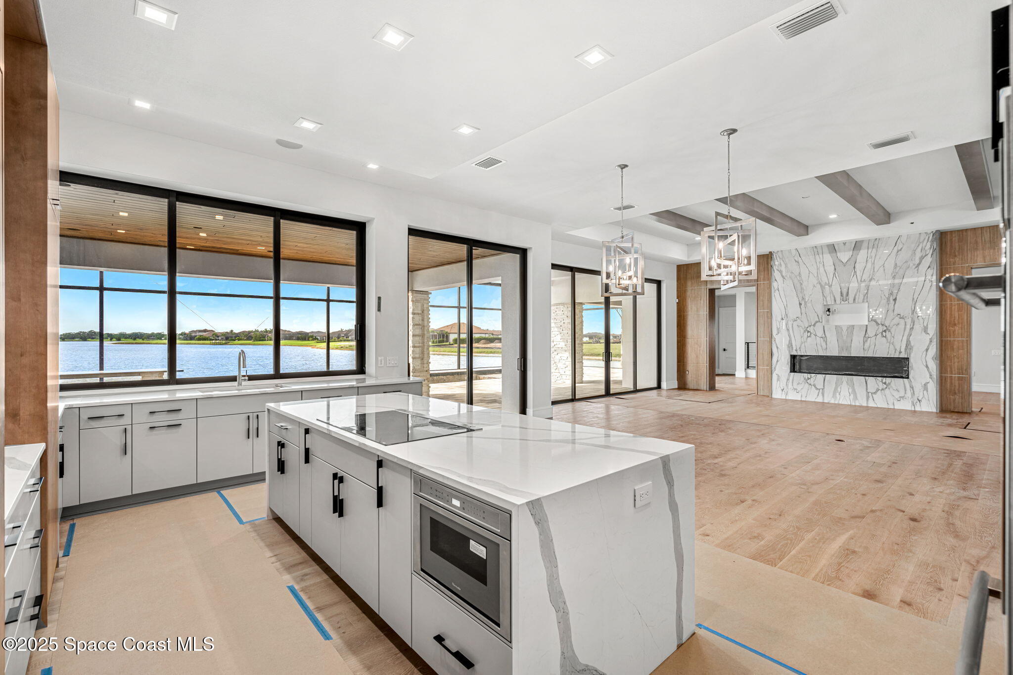 3717 Upper Floridian Way
