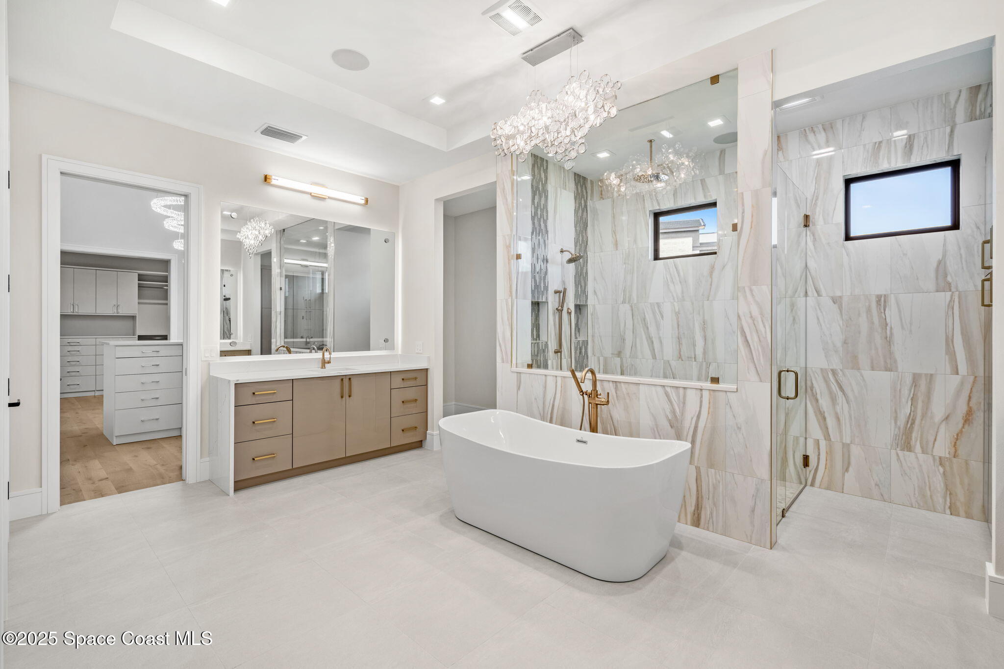 3717 Upper Floridian Way