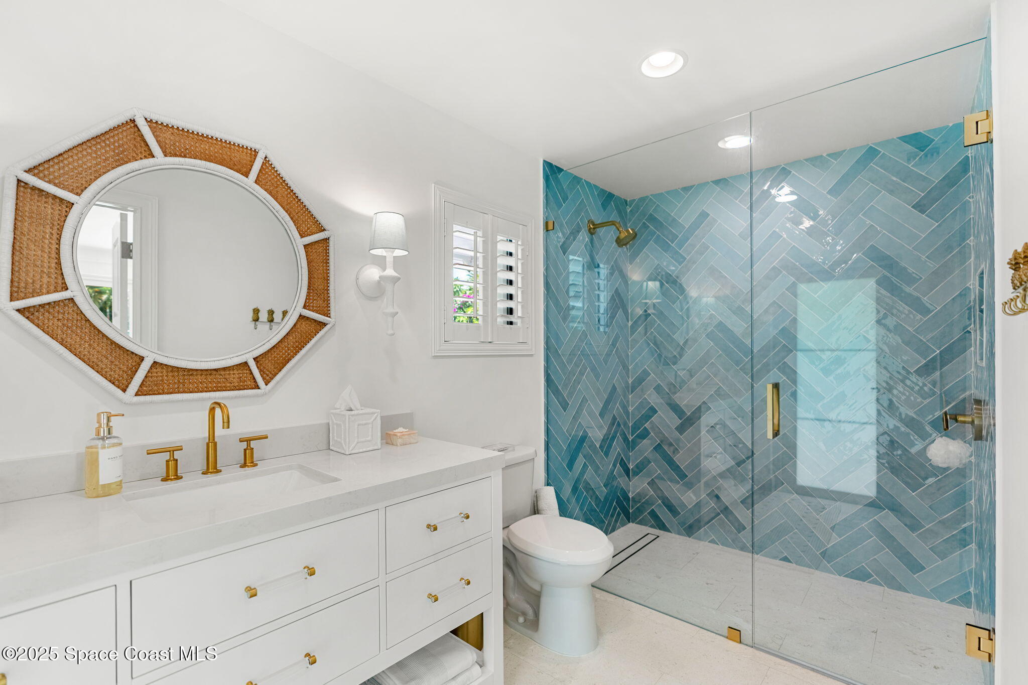 606 Hibiscus Trail