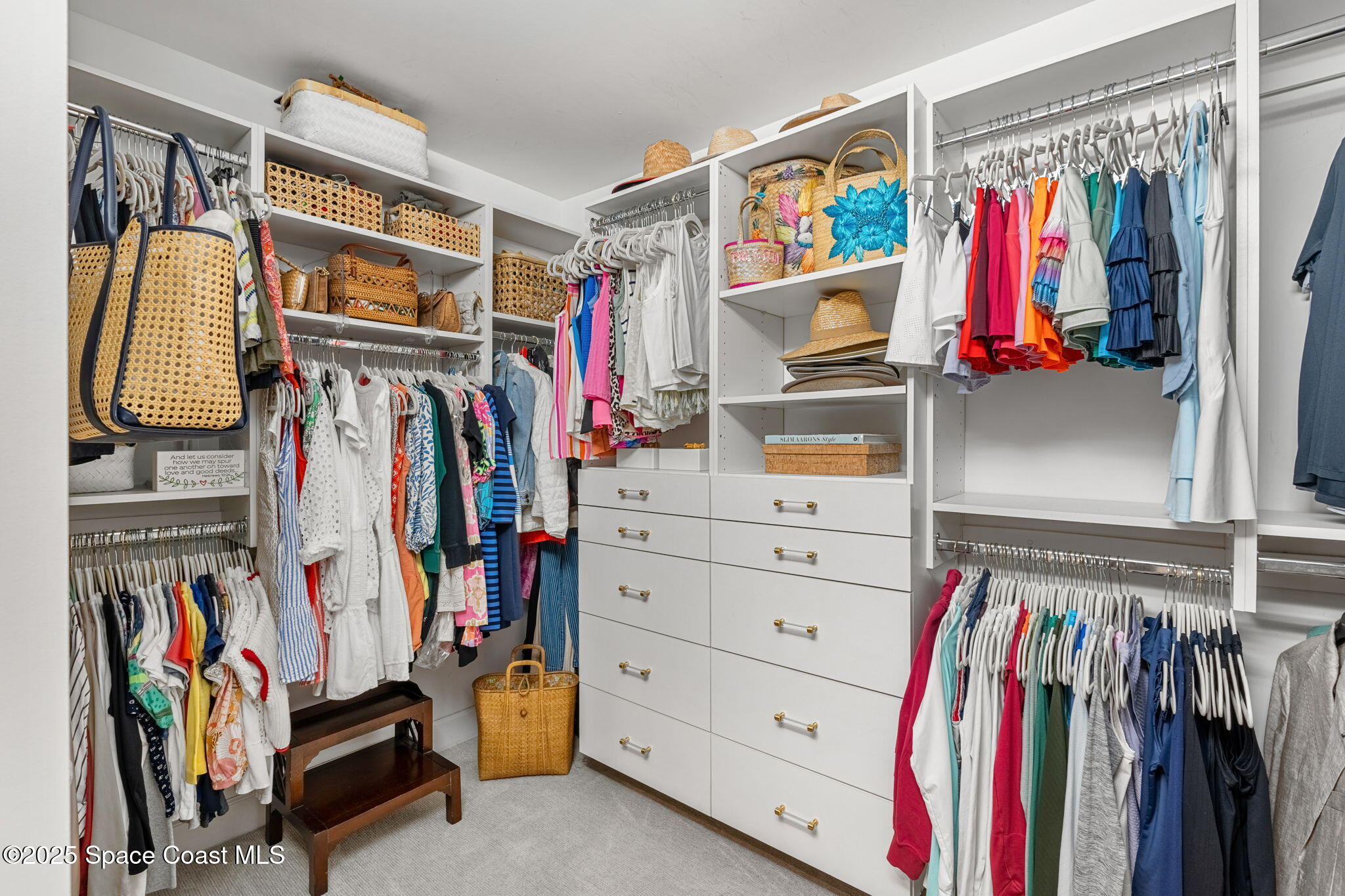 606 Hibiscus Trail