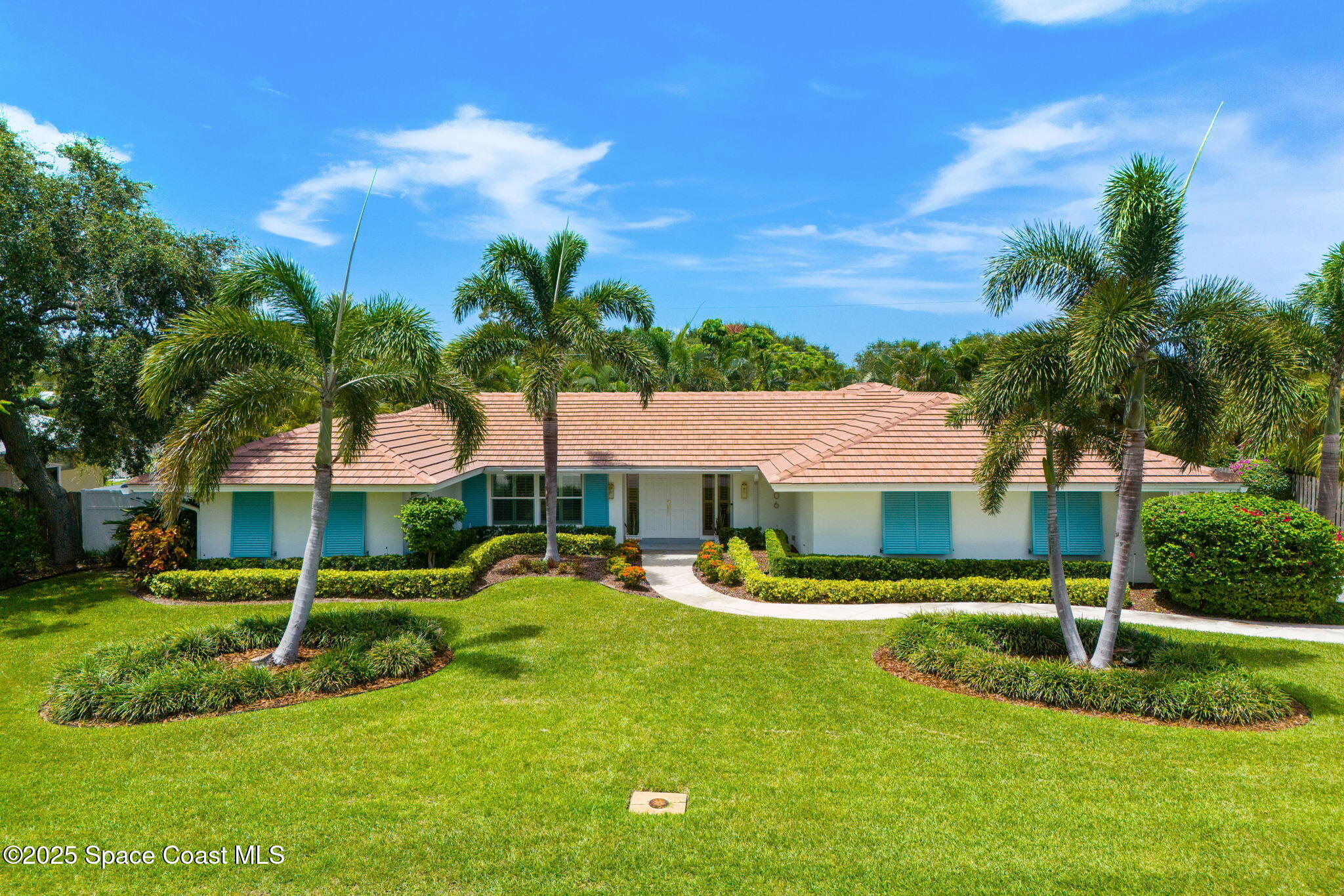 606 Hibiscus Trail