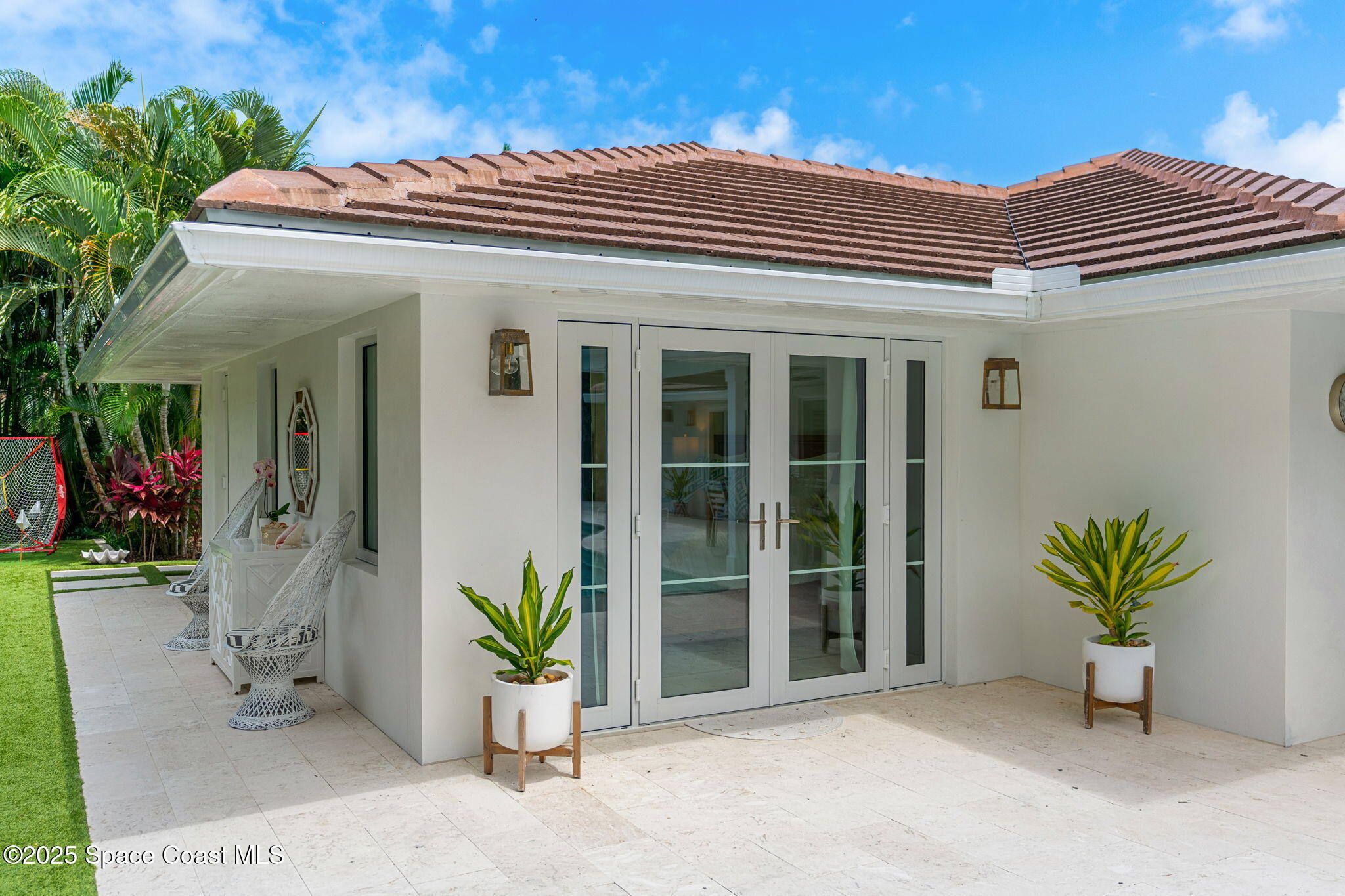 606 Hibiscus Trail