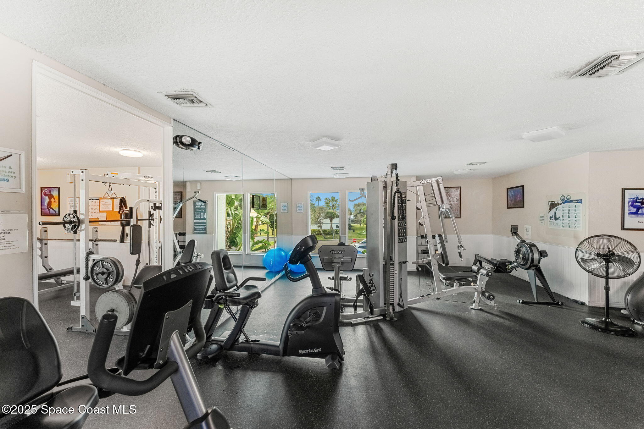 233 Seaport Boulevard T76