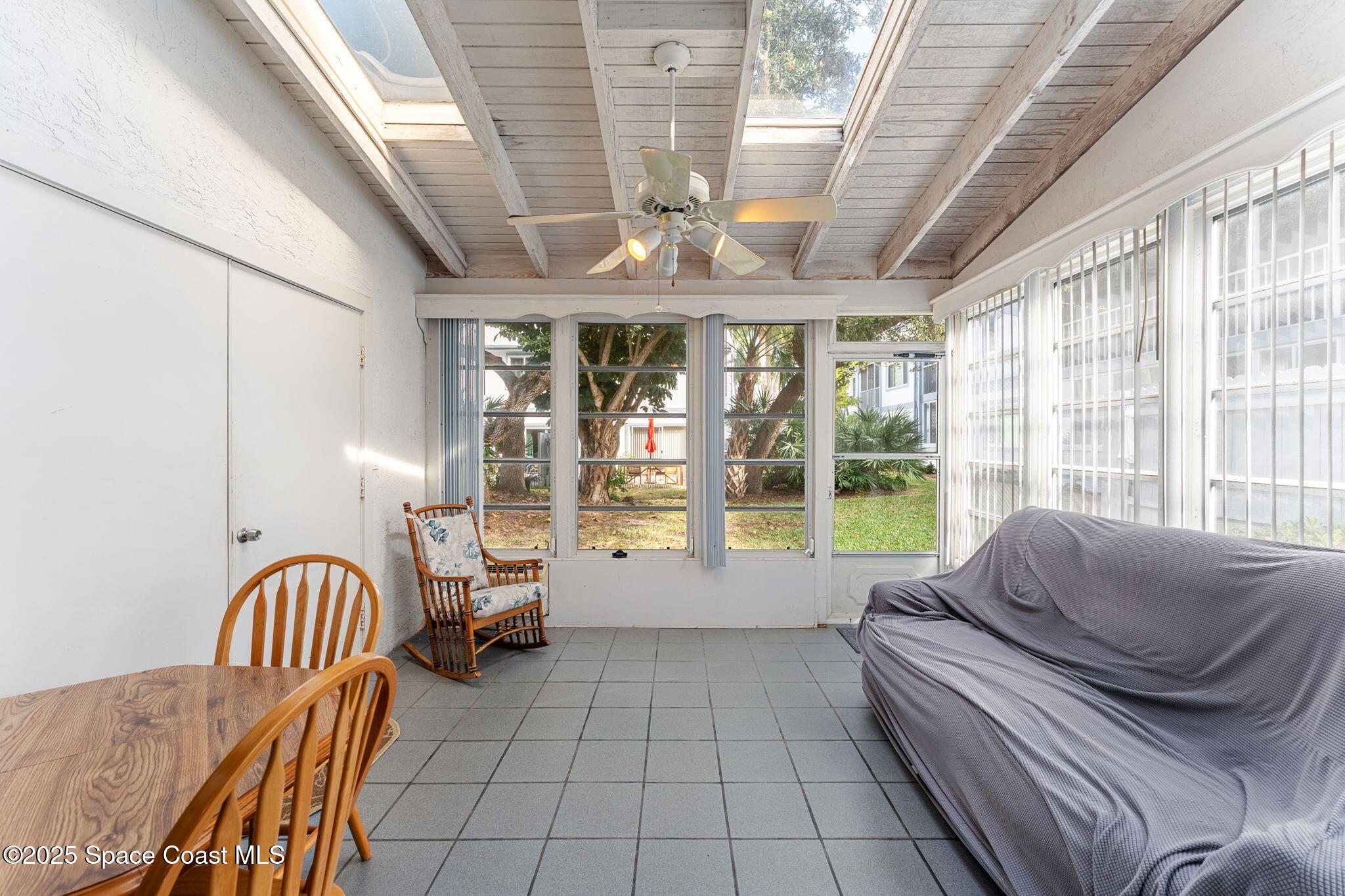 233 Seaport Boulevard T76