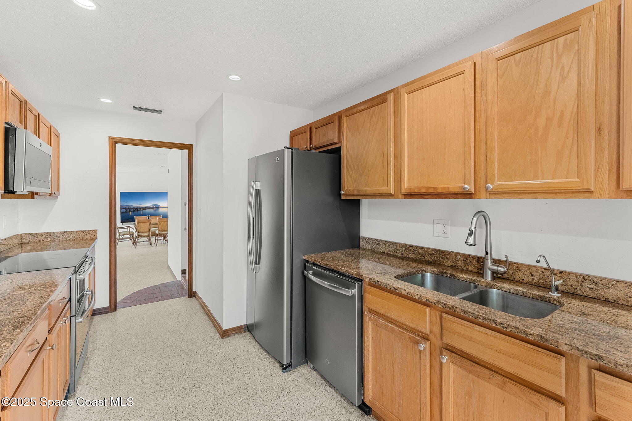 433 Saint Lucia Court