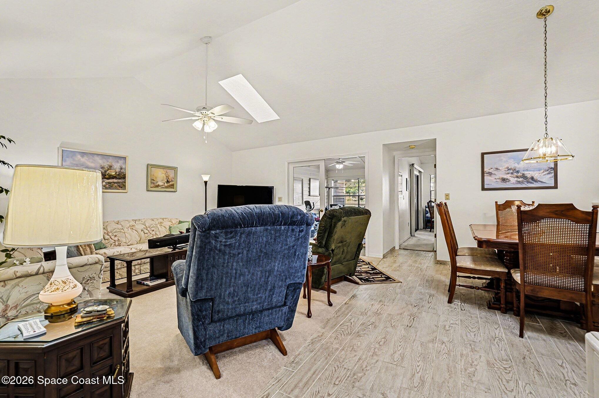 812 Ridge Lake Drive