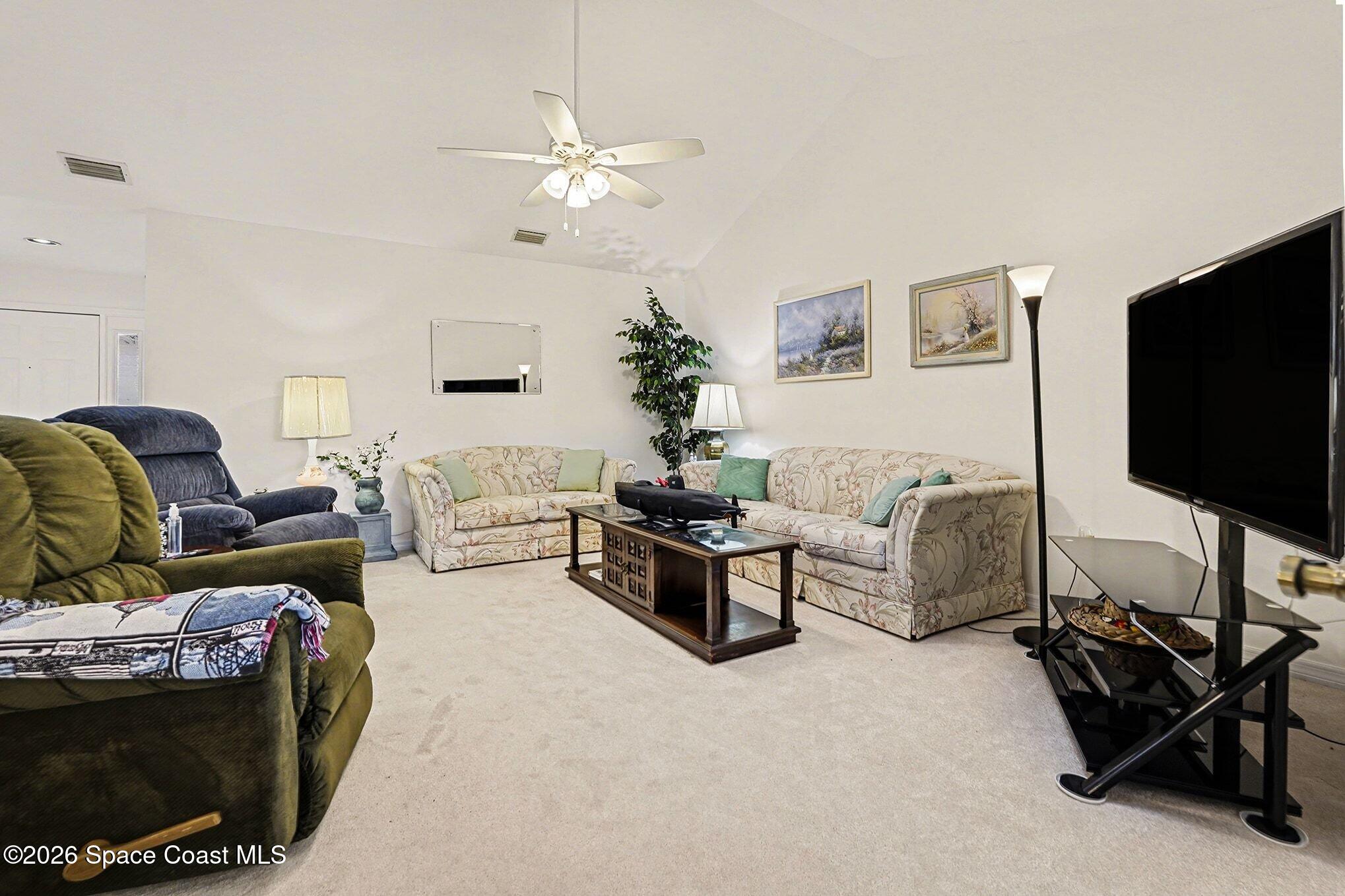 812 Ridge Lake Drive