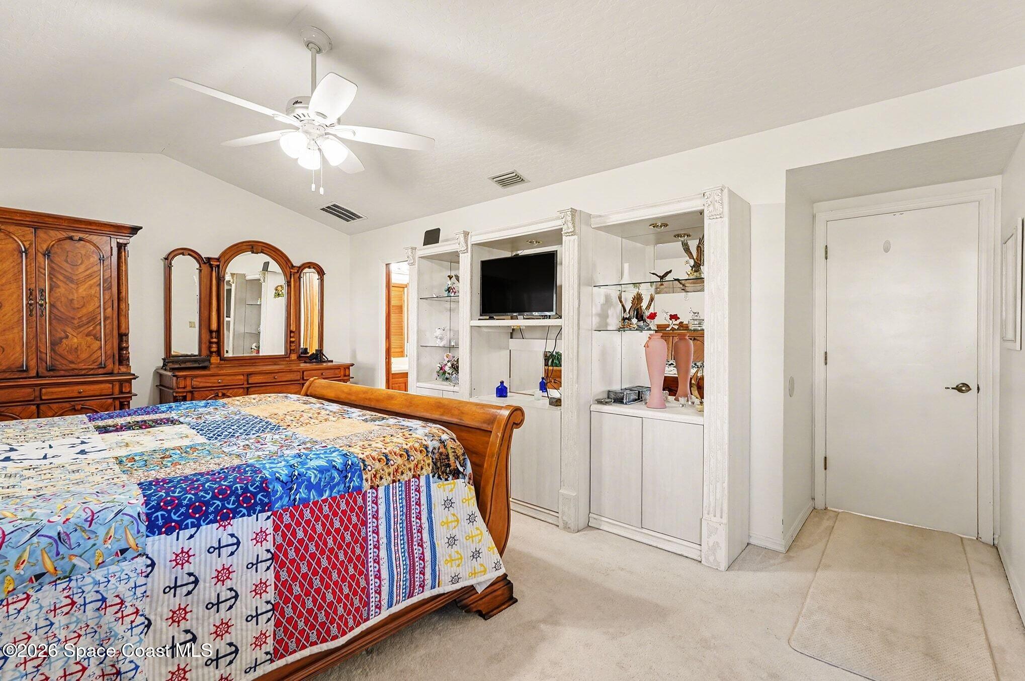 812 Ridge Lake Drive