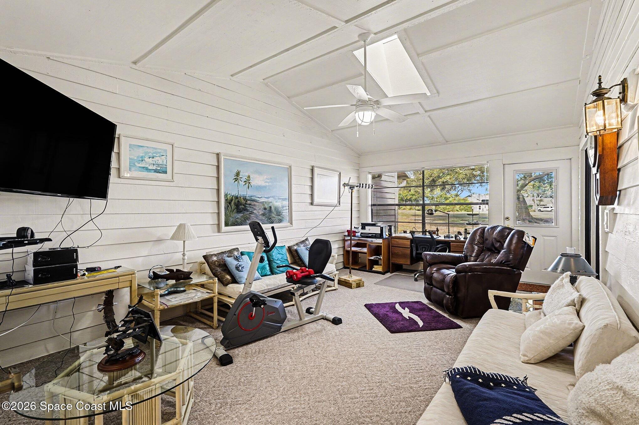 812 Ridge Lake Drive