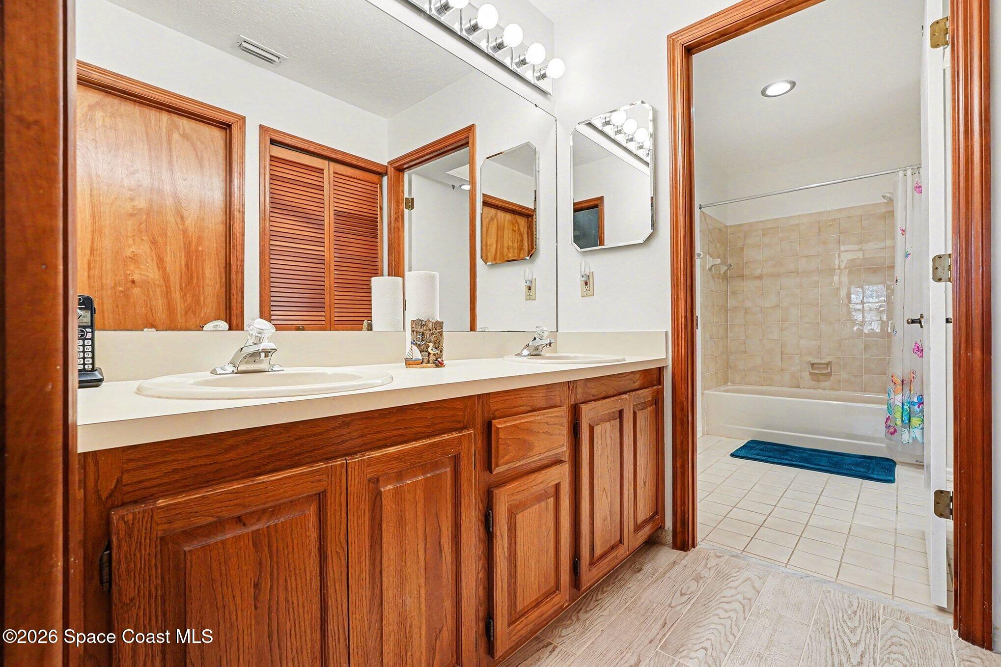 812 Ridge Lake Drive