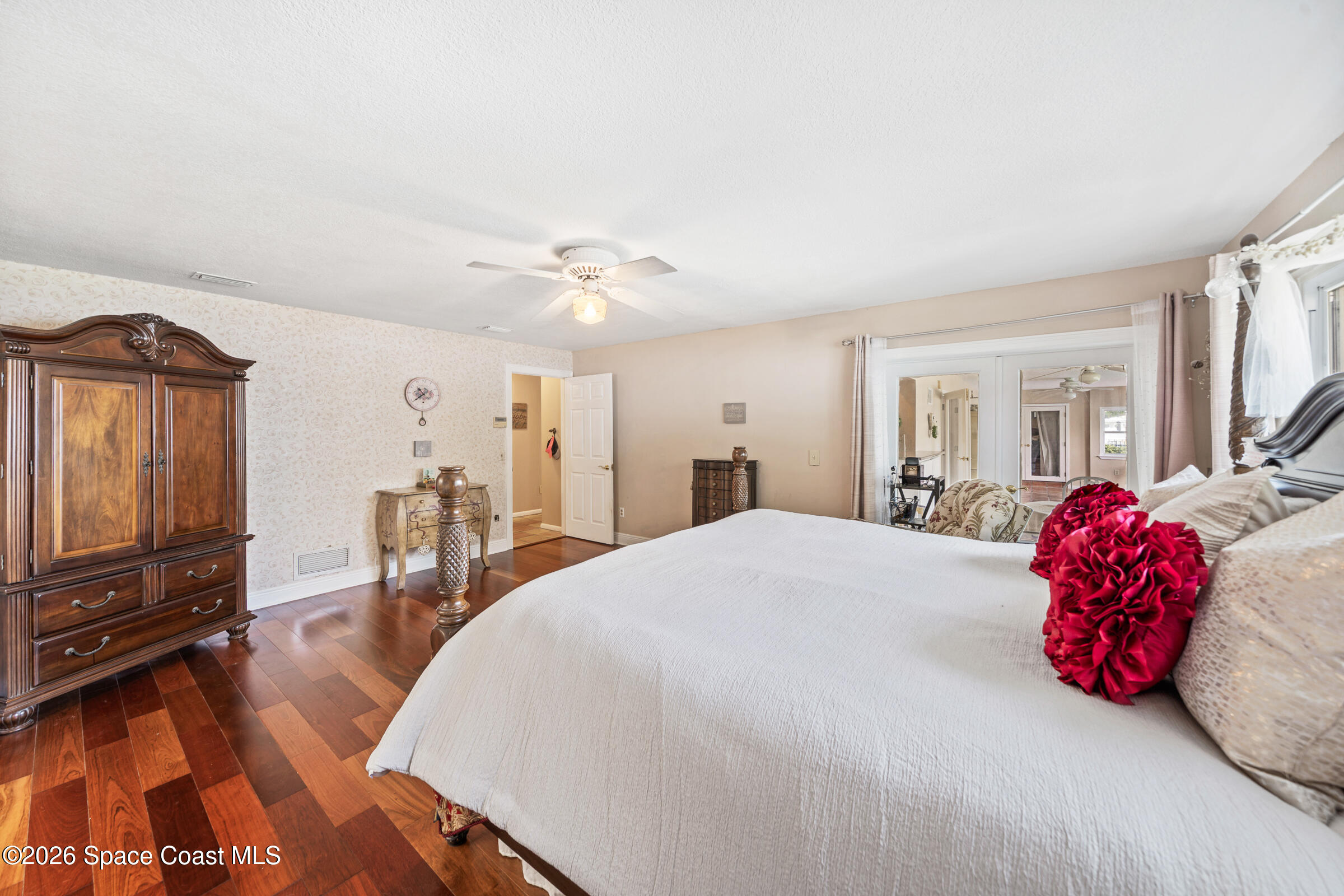 2405 Brookside Drive