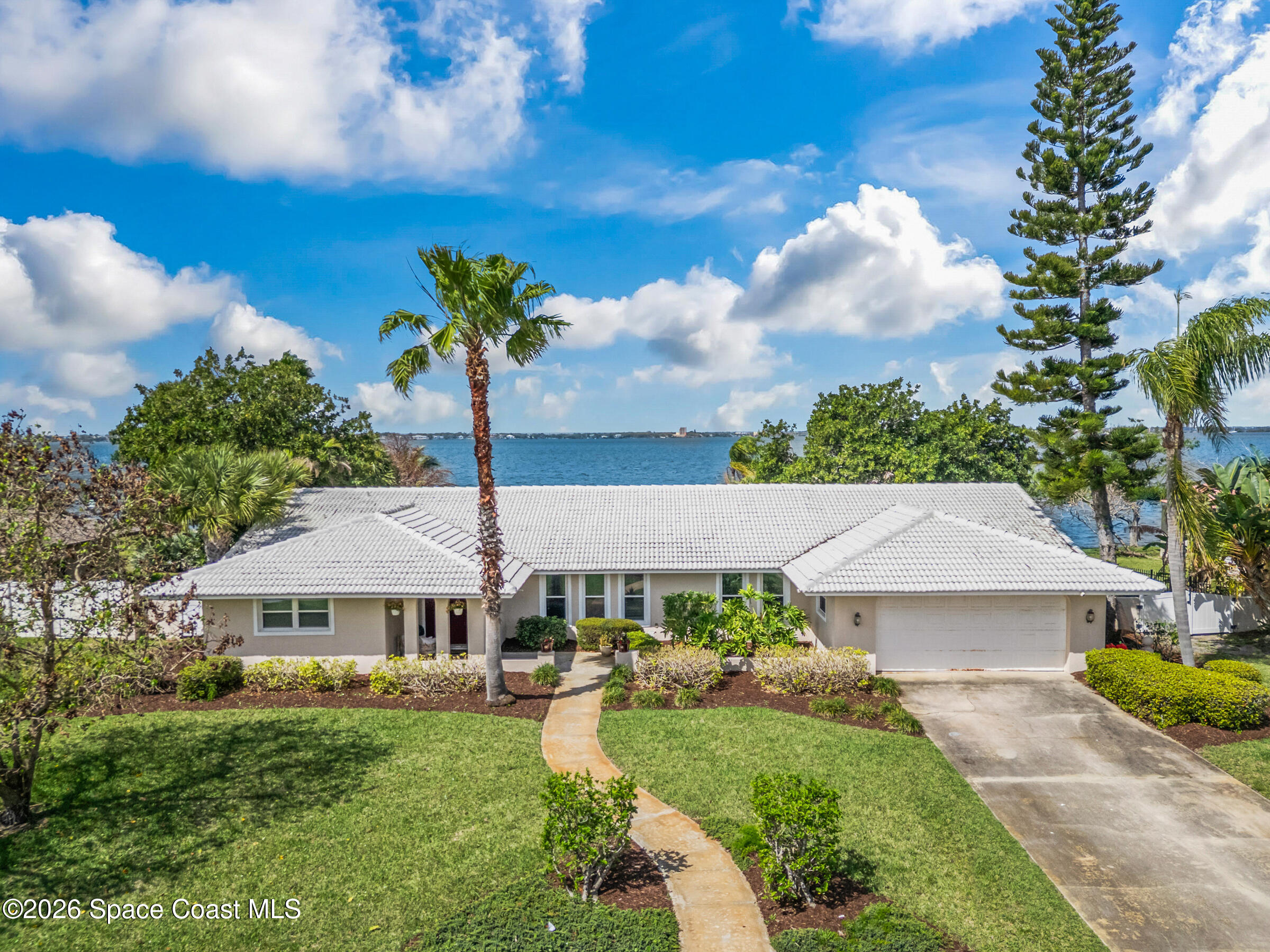 2405 Brookside Drive