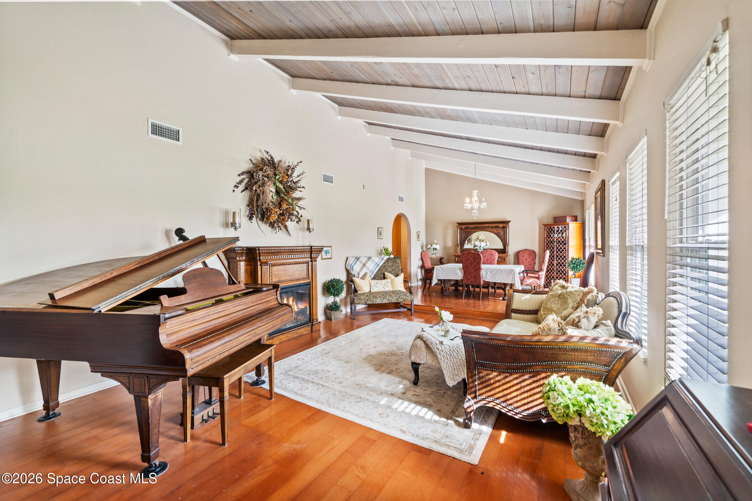 2405 Brookside Drive