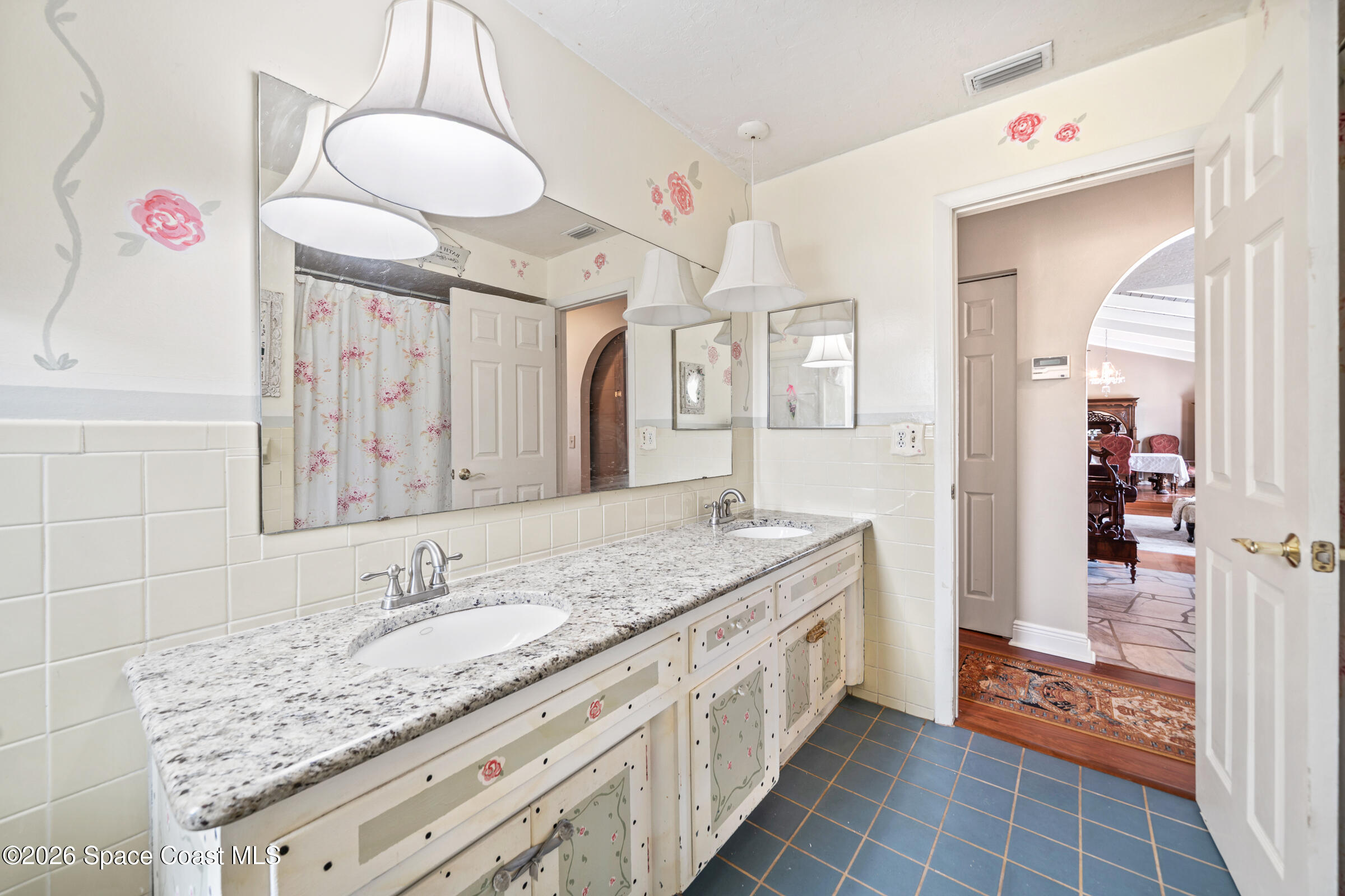 2405 Brookside Drive