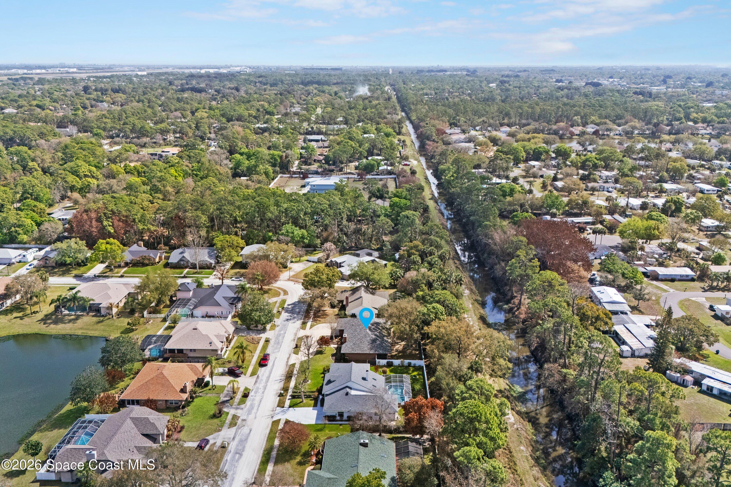 572 Lake Ashley Circle