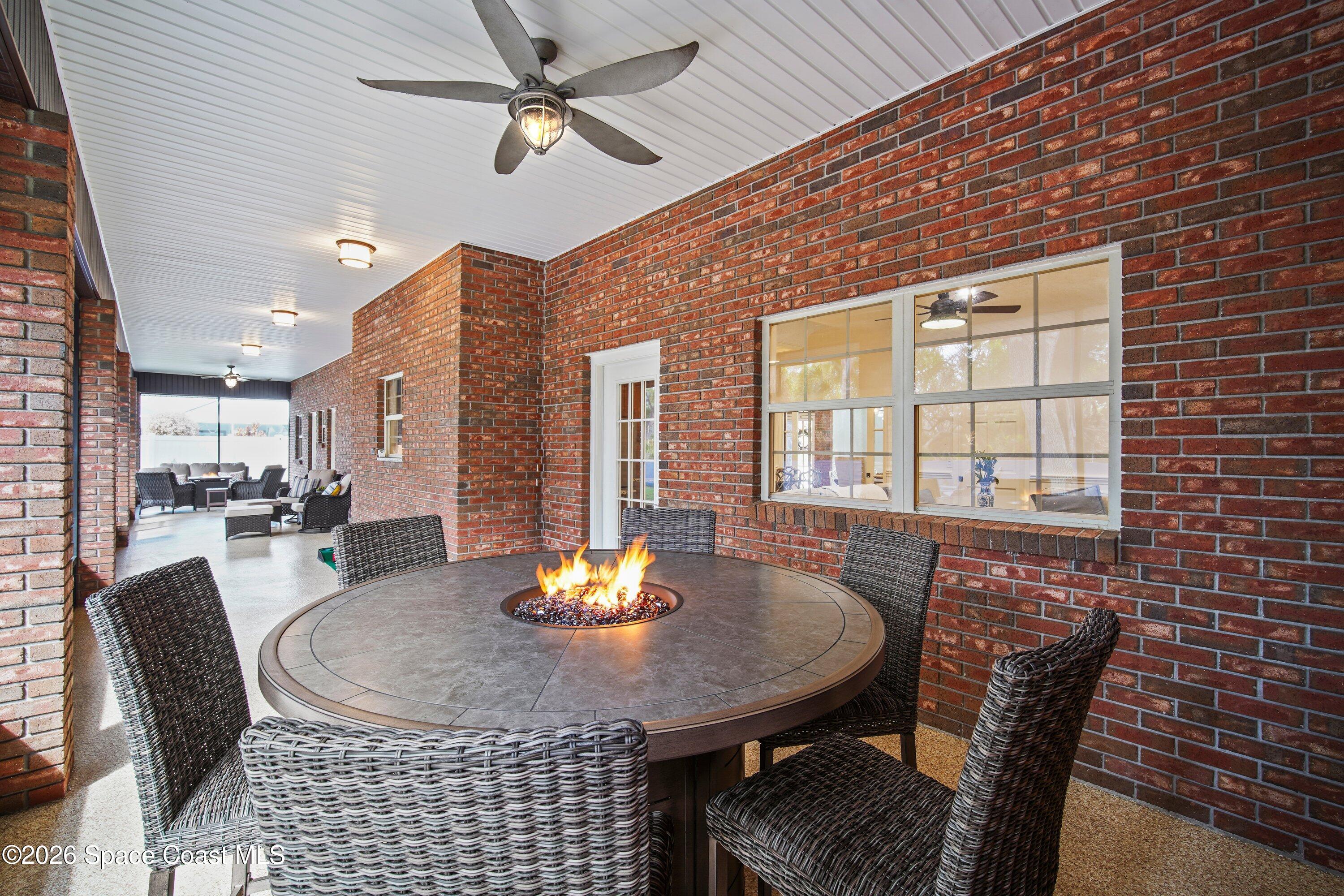 572 Lake Ashley Circle