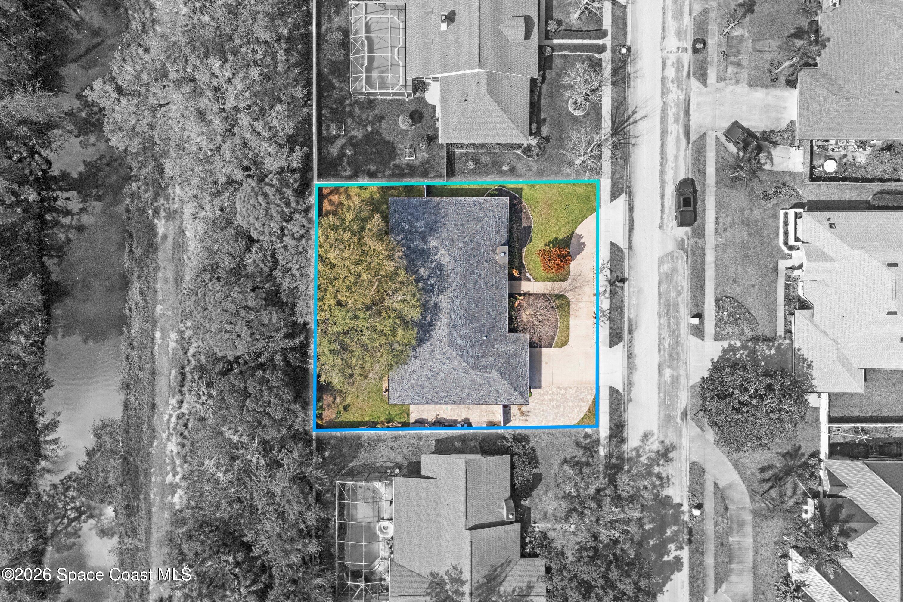 572 Lake Ashley Circle