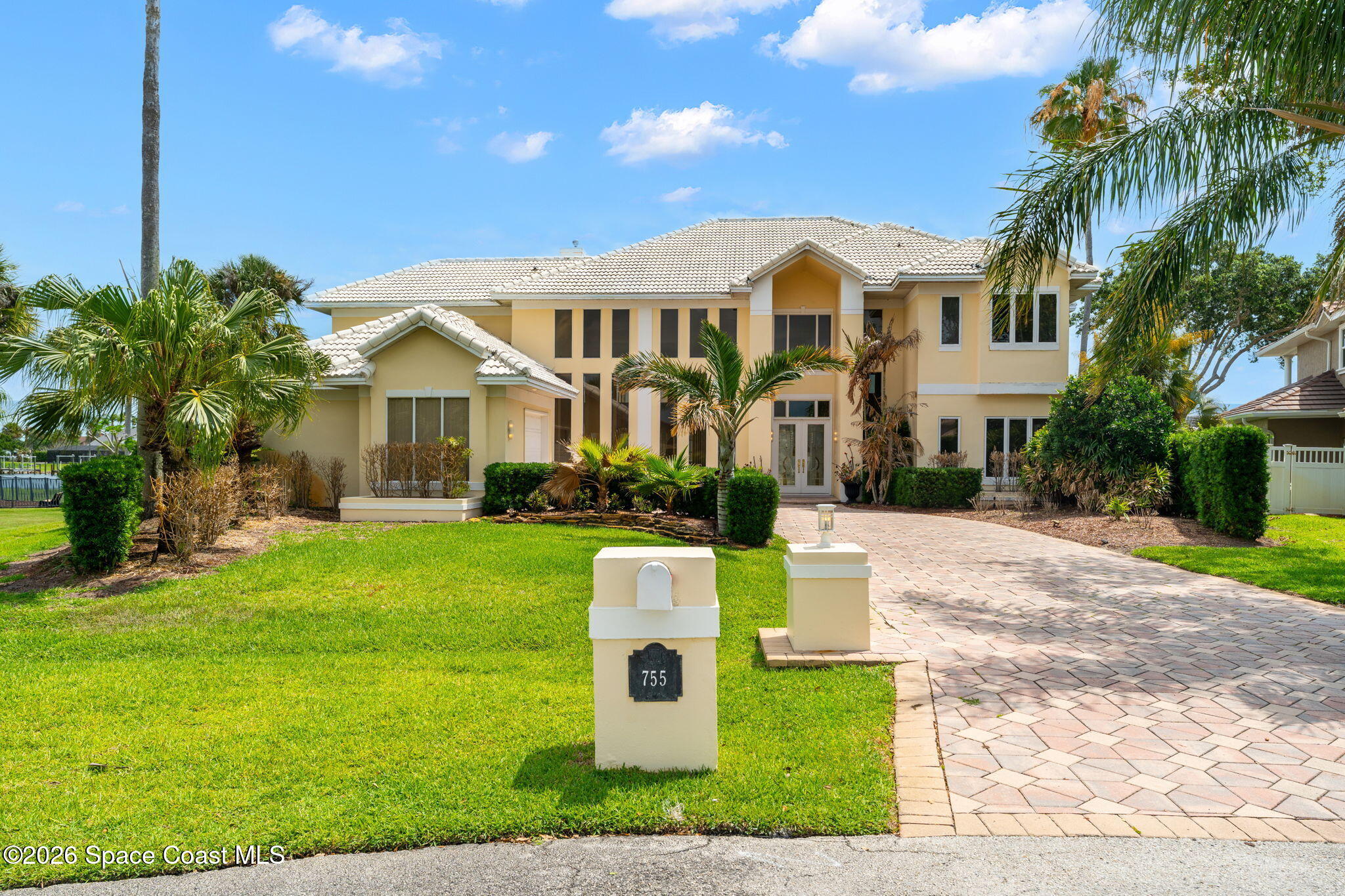 755 Loggerhead Island Way