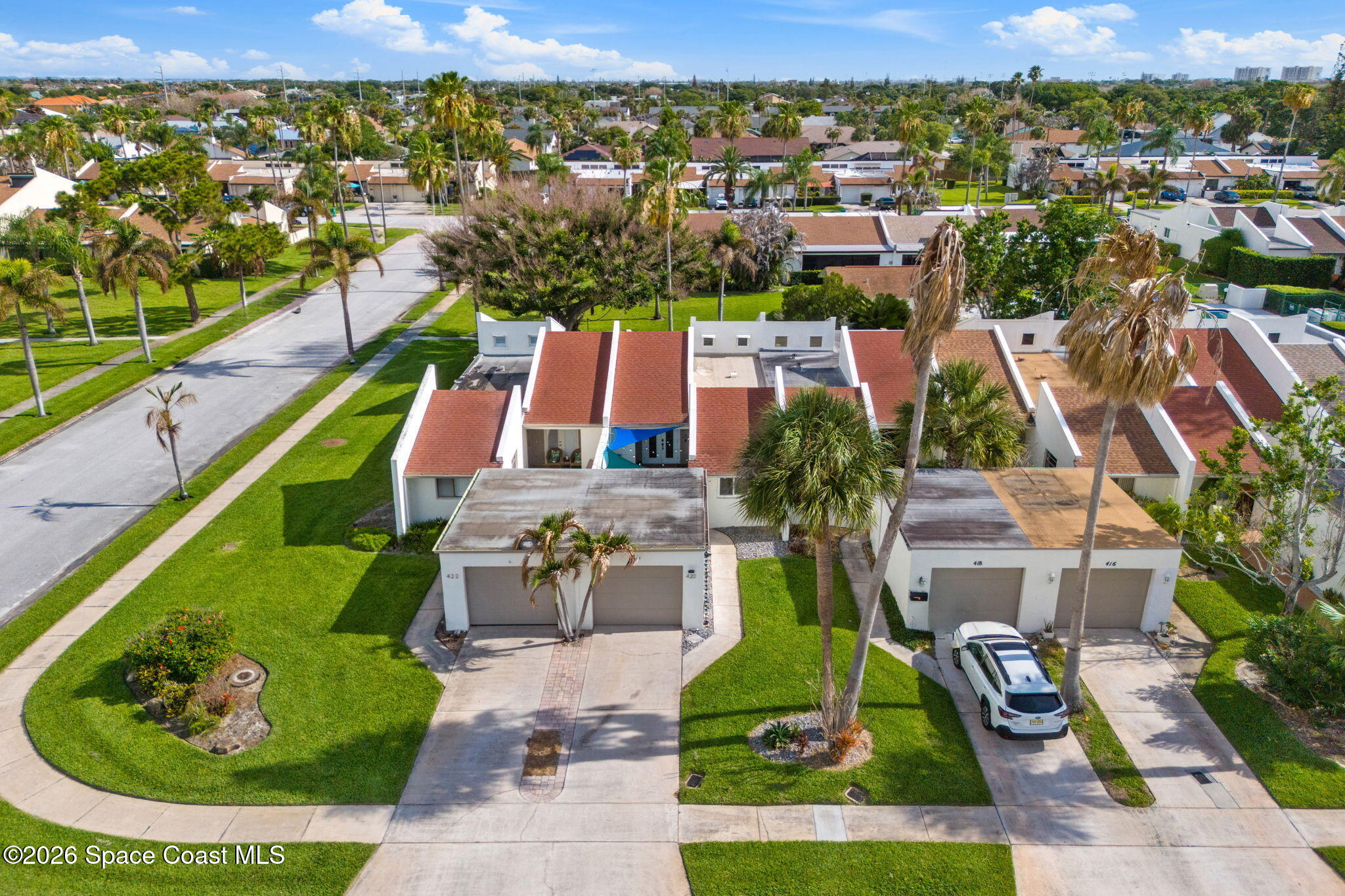 420 Hawthorne Court