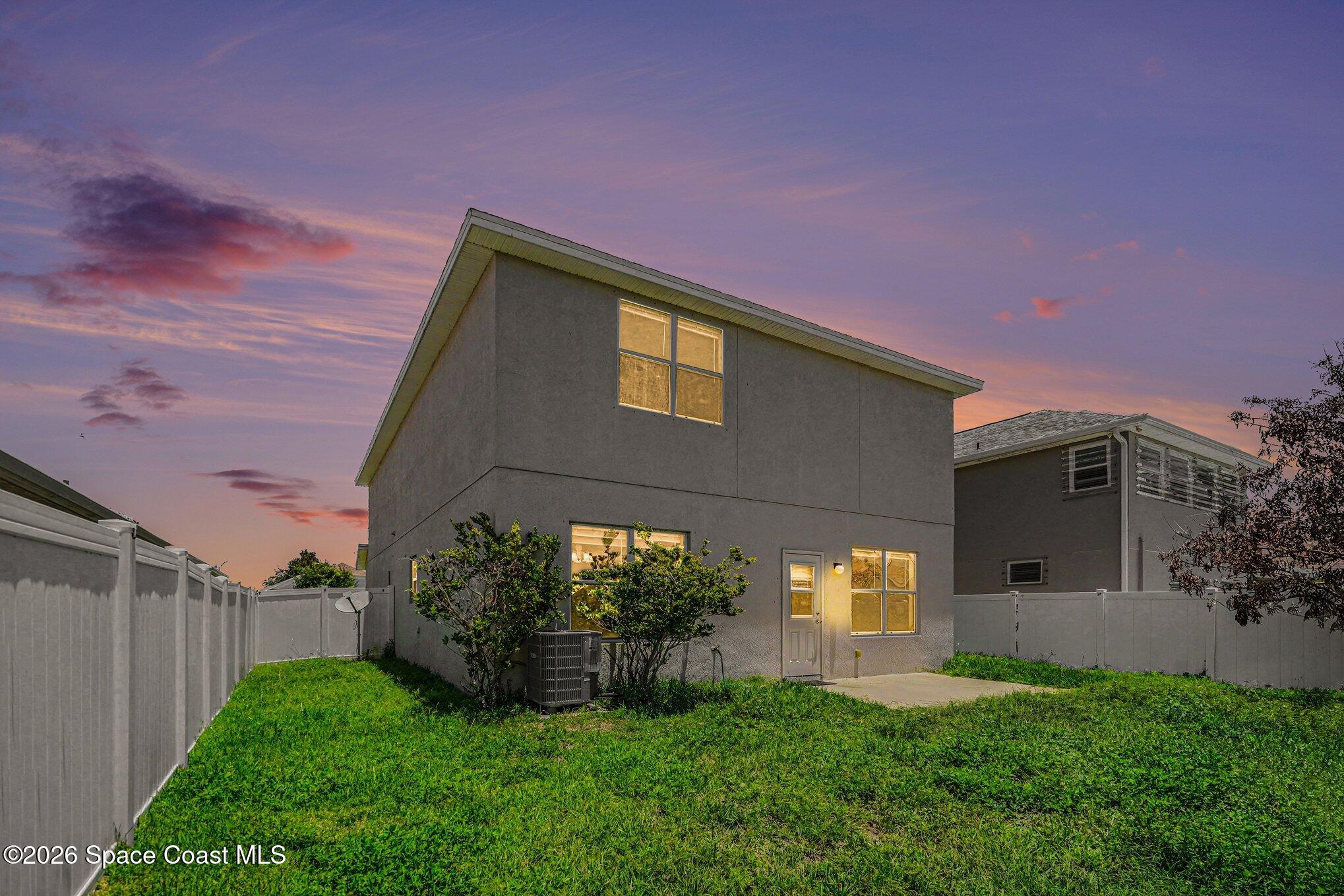 1497 Alaqua Way