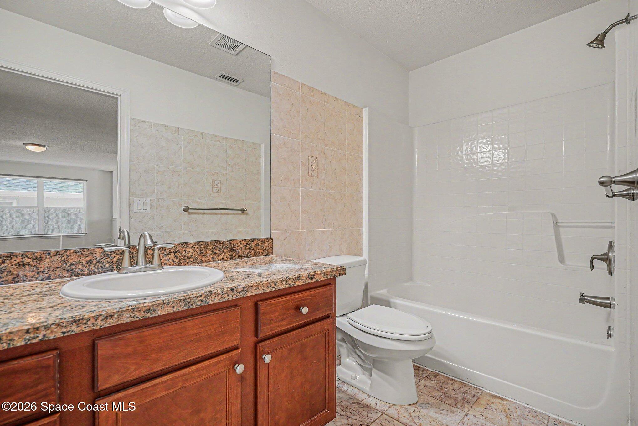1497 Alaqua Way