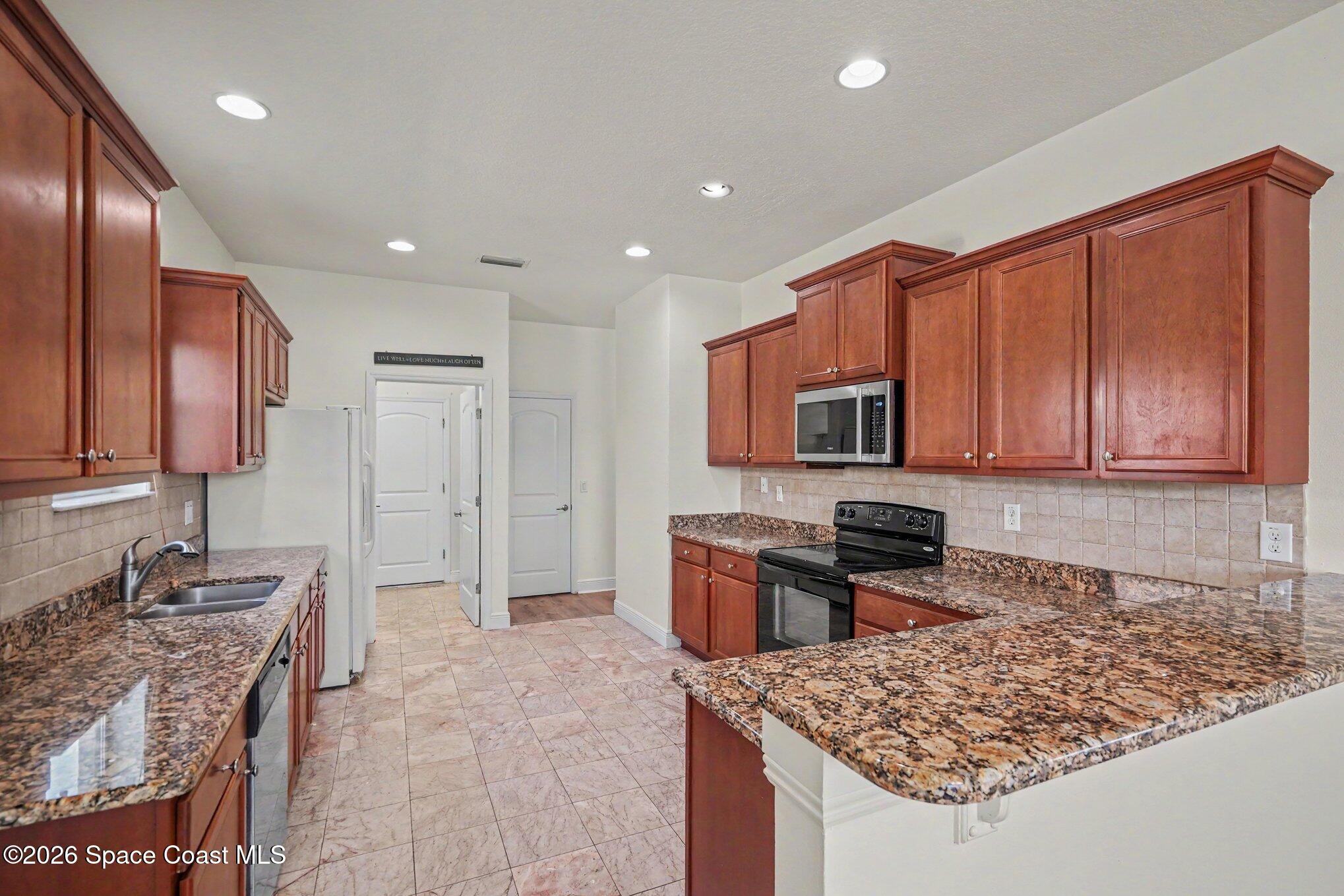 1497 Alaqua Way
