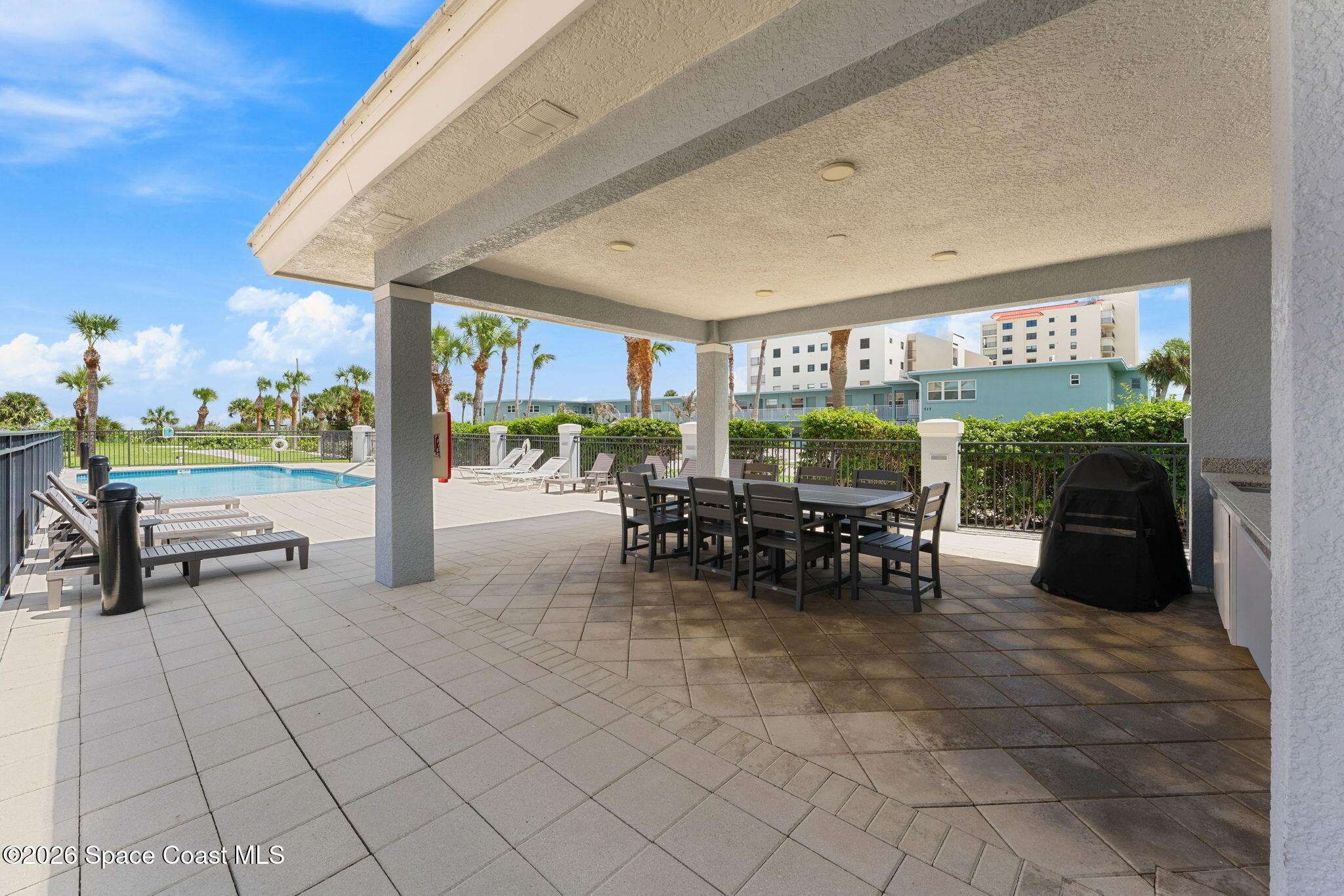 410 Hayes Avenue 402