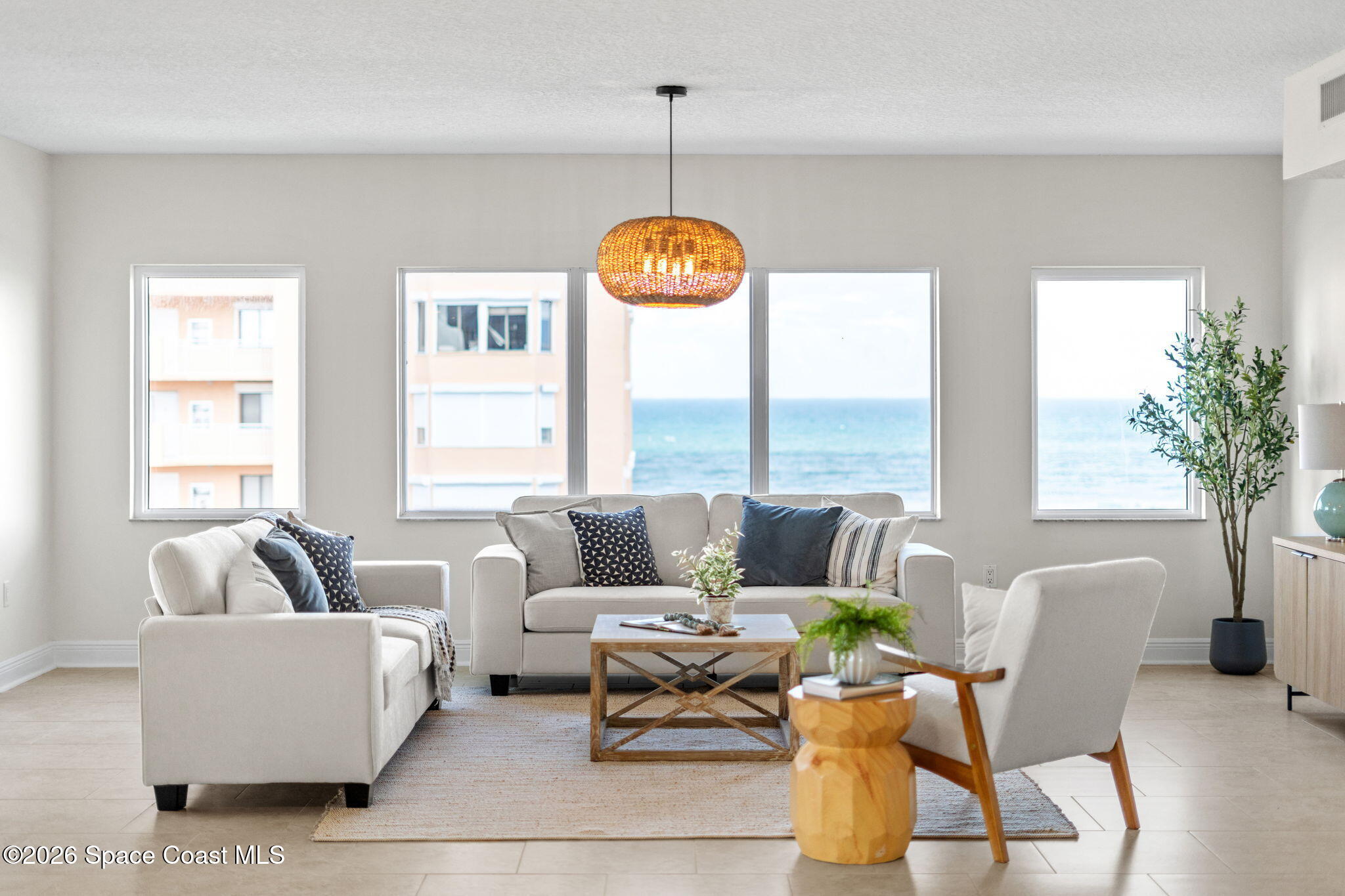 410 Hayes Avenue 402