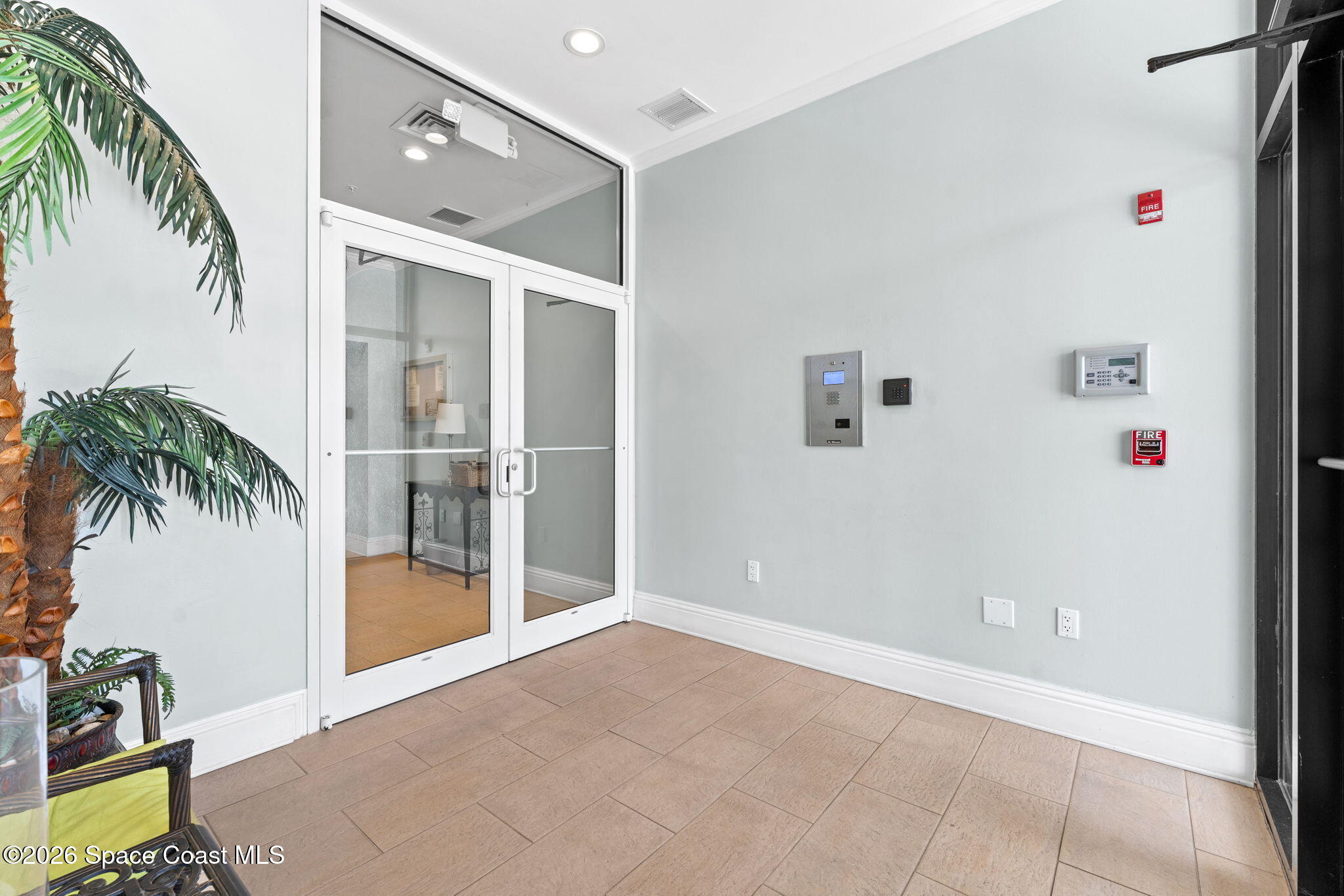 410 Hayes Avenue 402