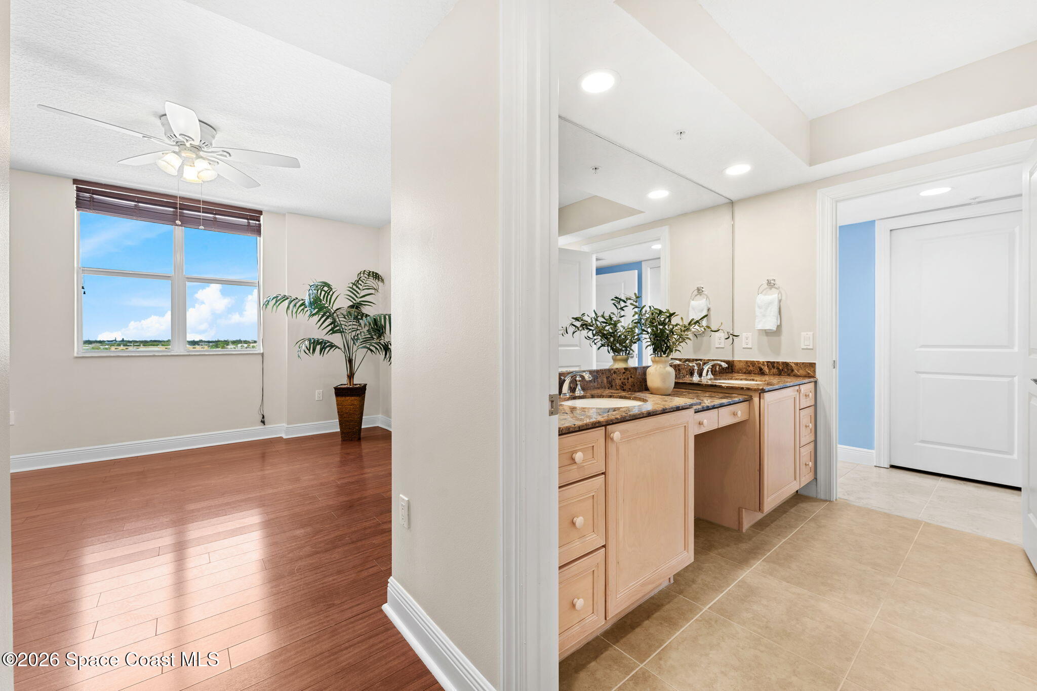 410 Hayes Avenue 402