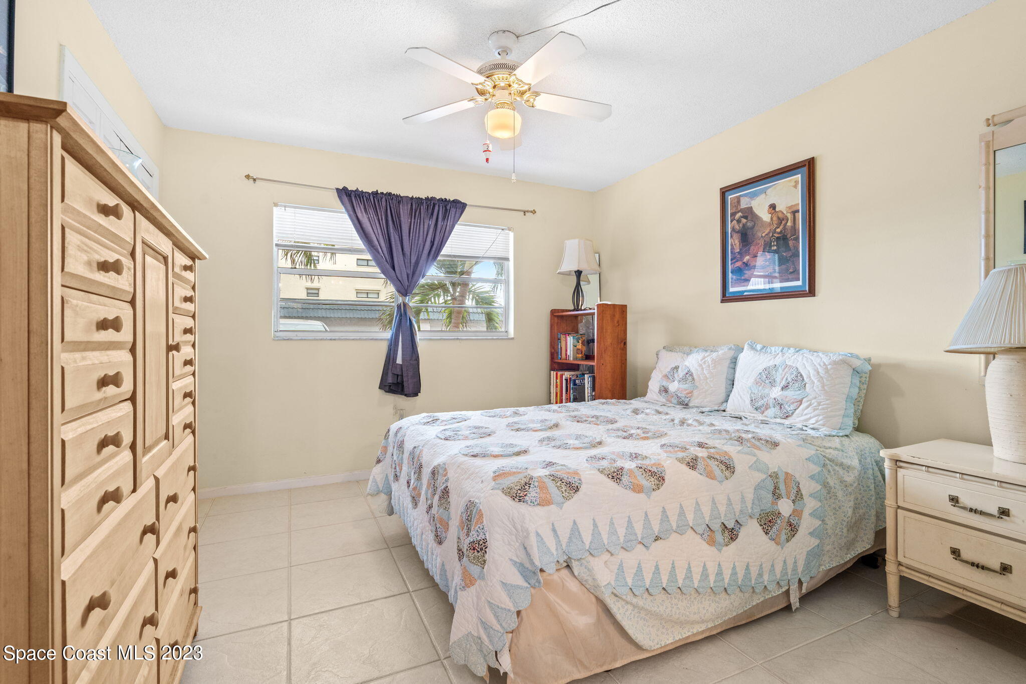 10 Sunflower Street, 17