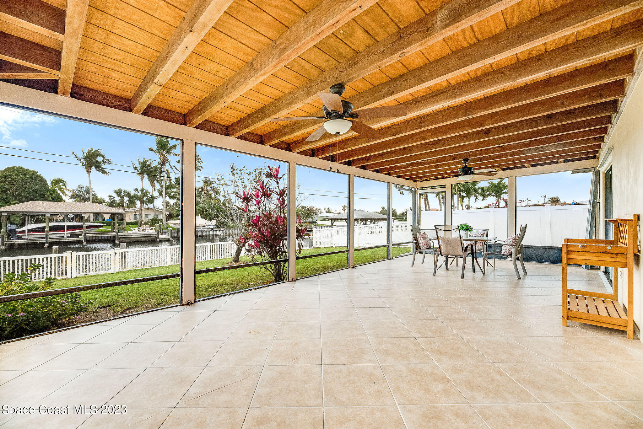 635 Kenwood Court