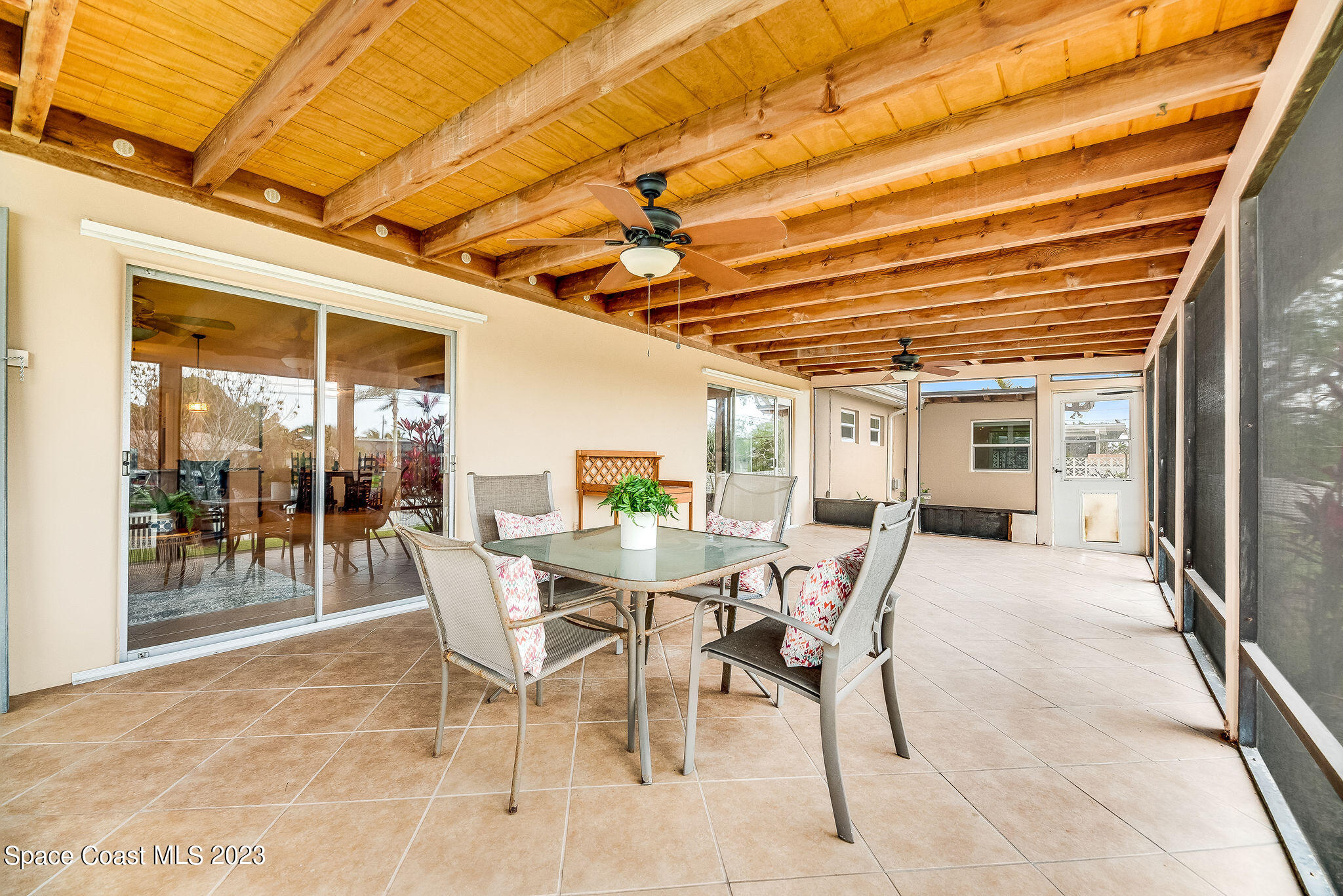 635 Kenwood Court
