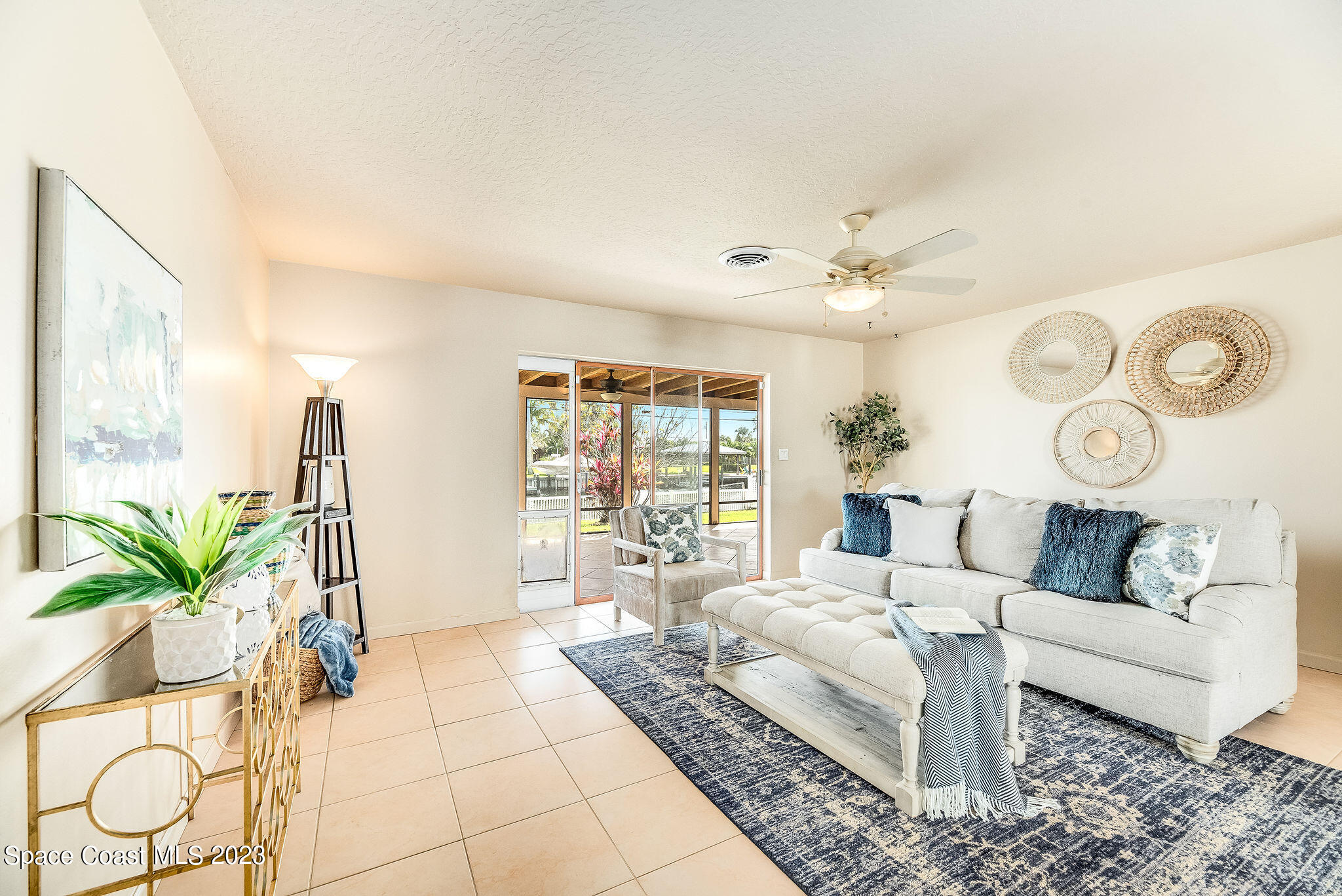 635 Kenwood Court