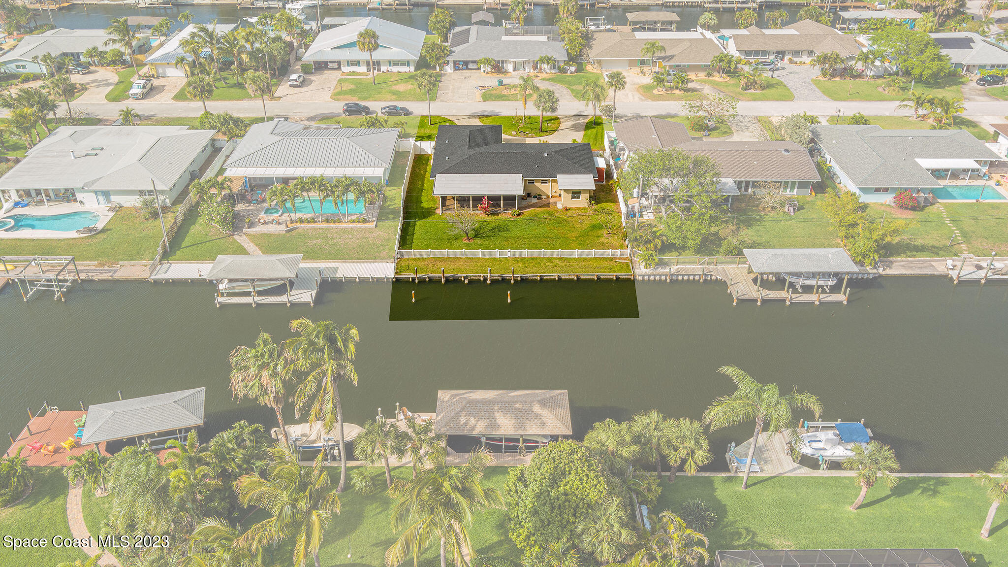 635 Kenwood Court