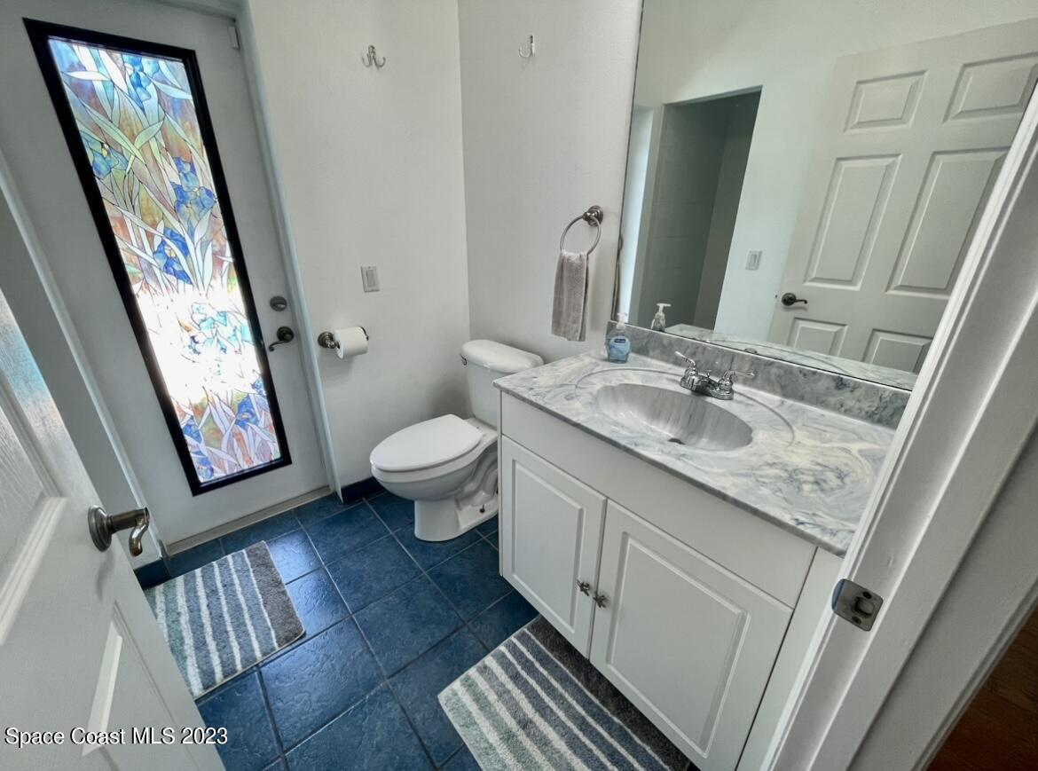 48 Harbor Circle