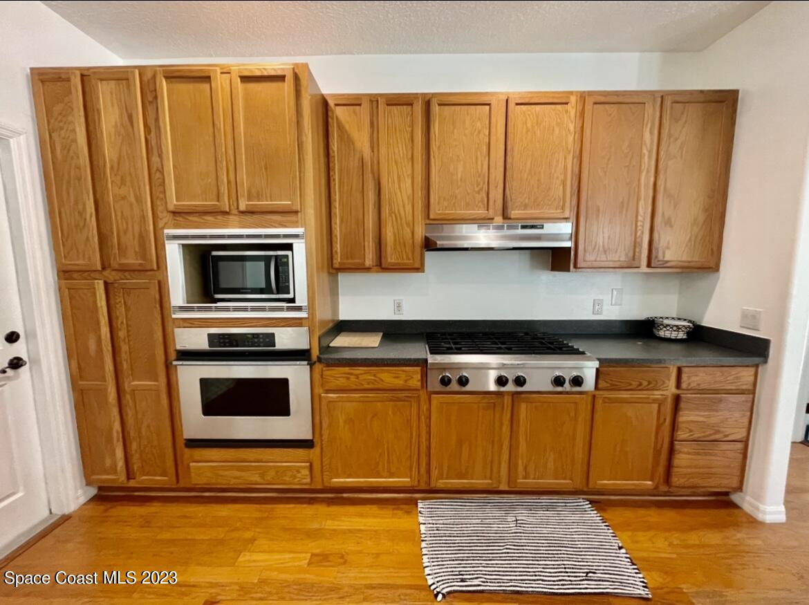 48 Harbor Circle