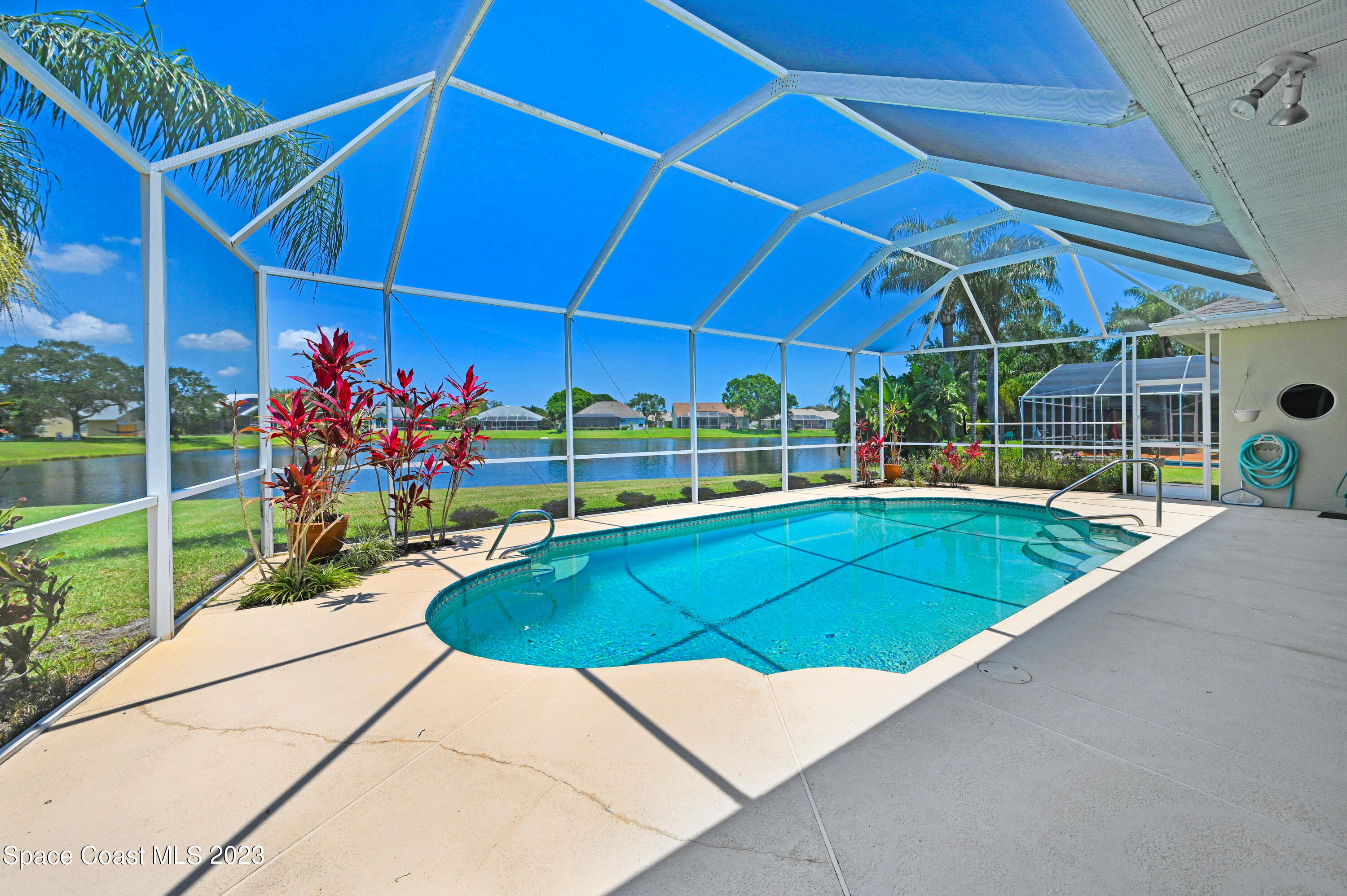 408 Vizcaya Court