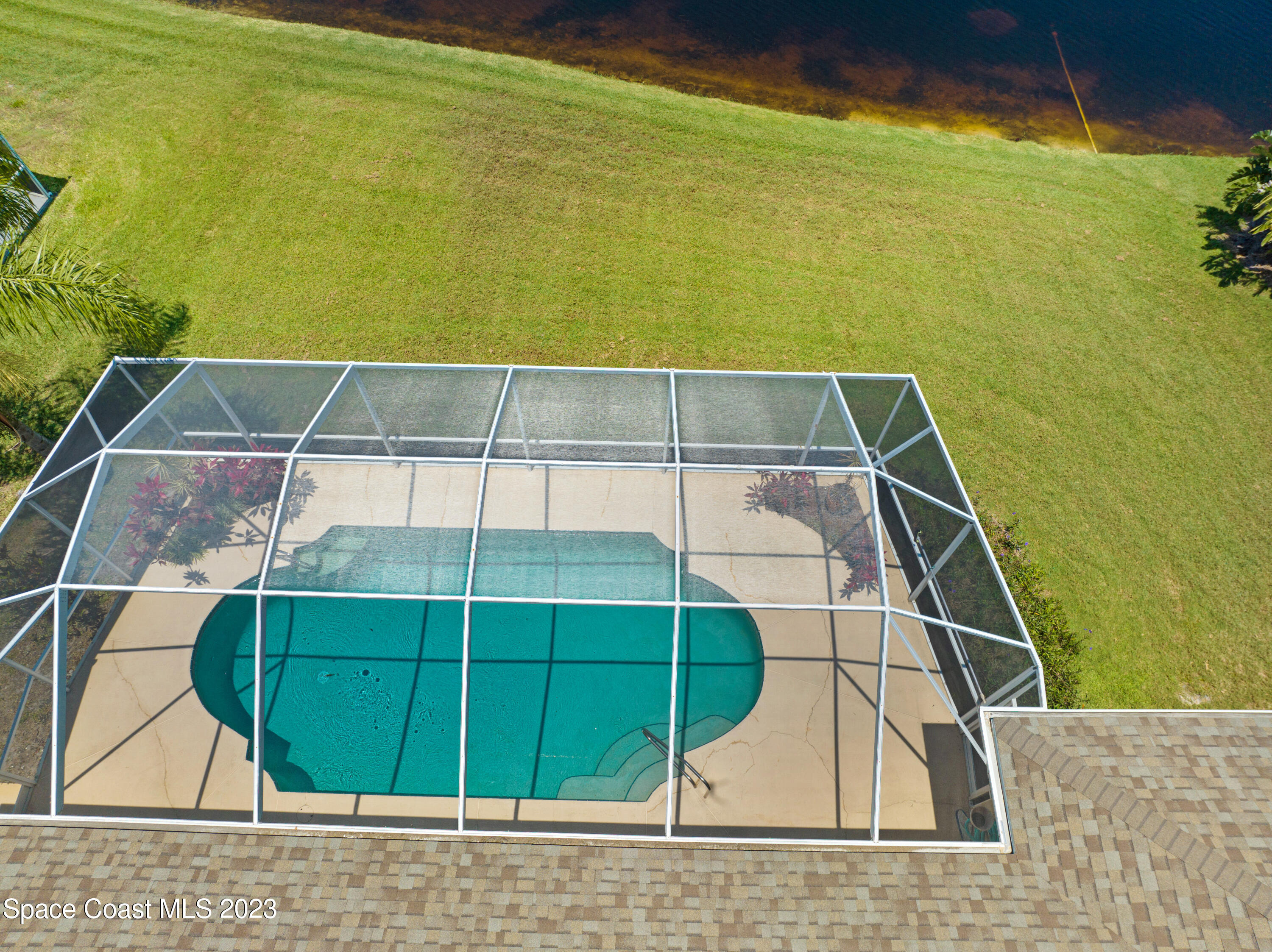 408 Vizcaya Court