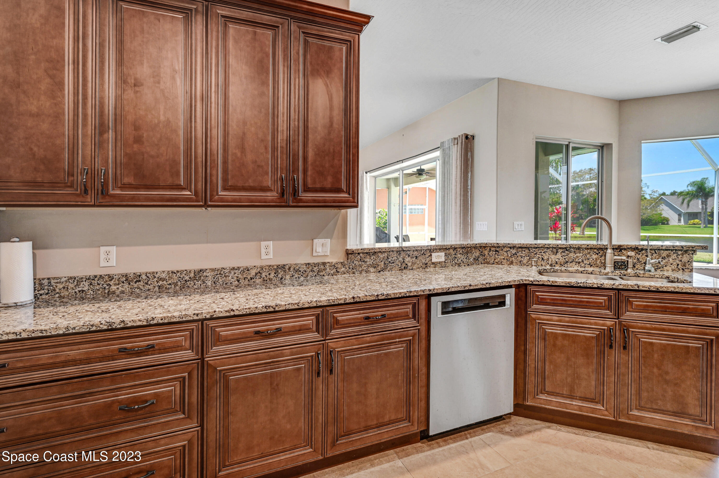 408 Vizcaya Court
